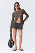 Dunkles Graubraun - Gerippter Cardigan mit schmaler Passform - 2