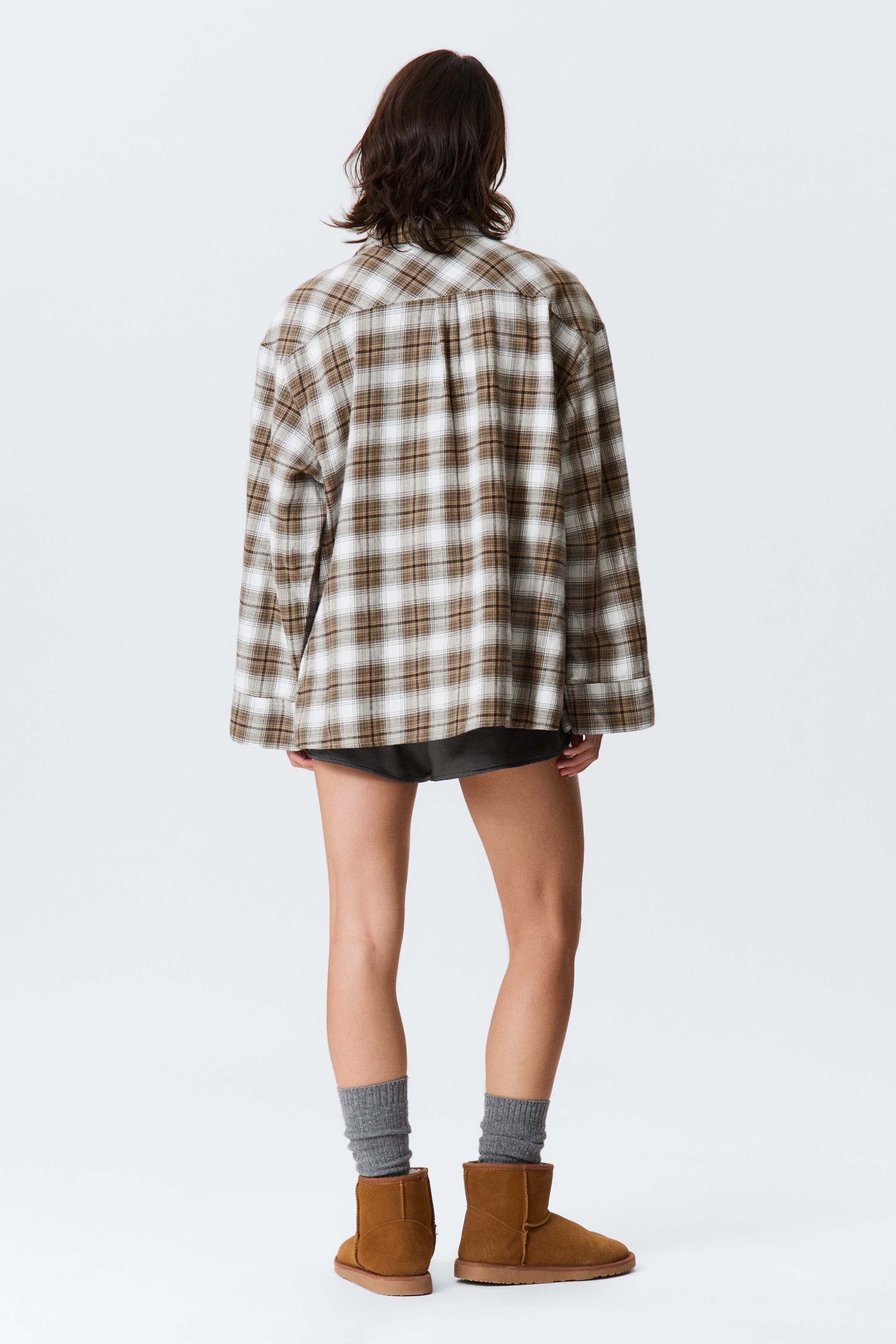 View larger image: Relaxed Flannel Pyjama Shirt - Checked Beige - Ladies | H&M GB 4