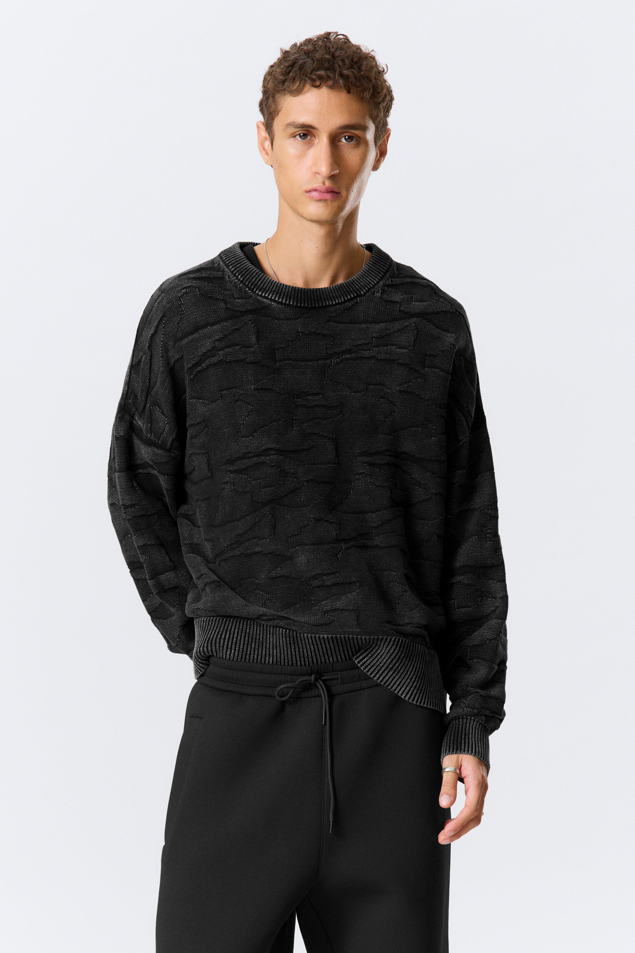 Zobacz większy obraz: Bawełniany sweter oversize z grafiką - Czarny - ON | H&M PL 1