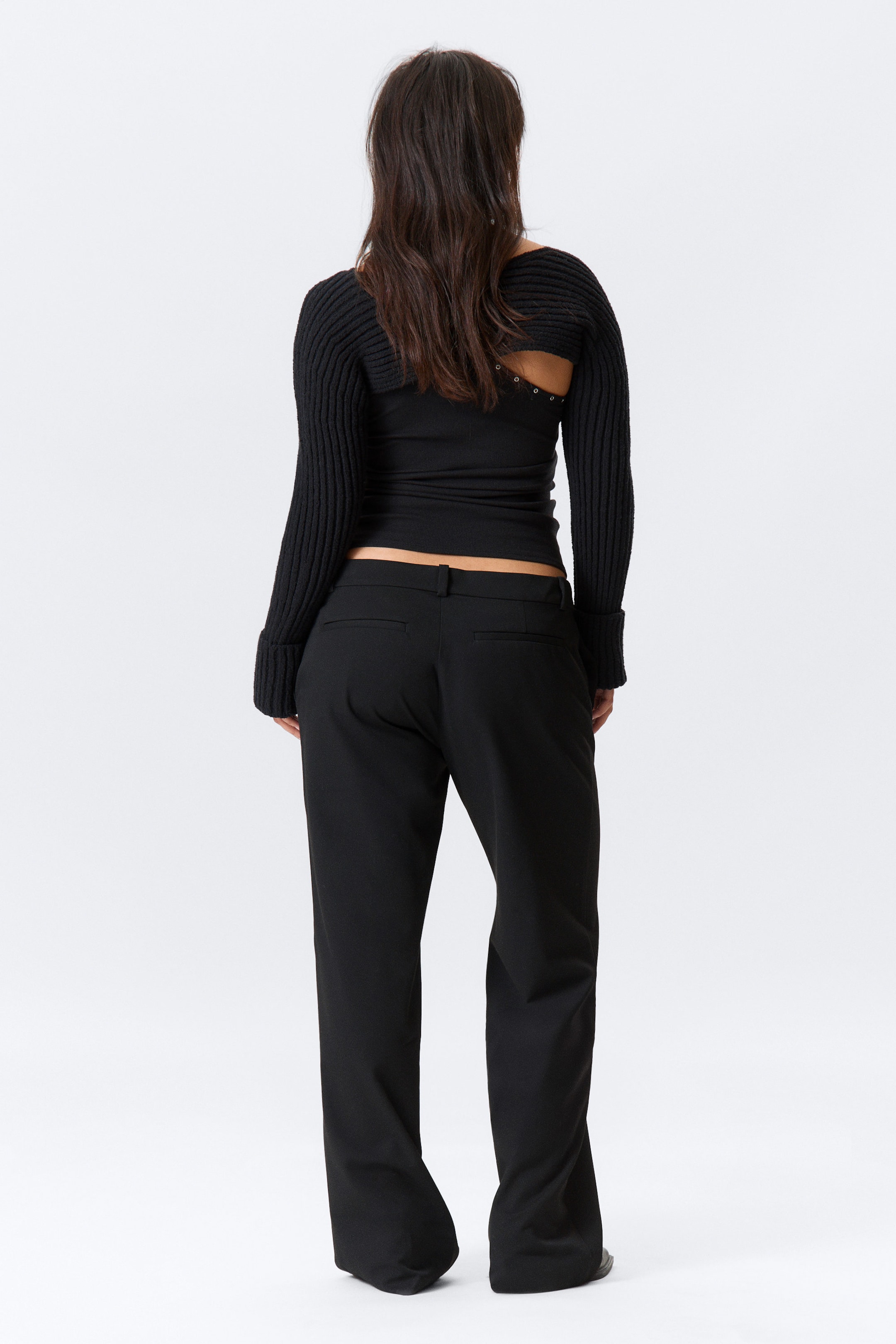 Black - Low Rise Straight Suiting Trousers - 3