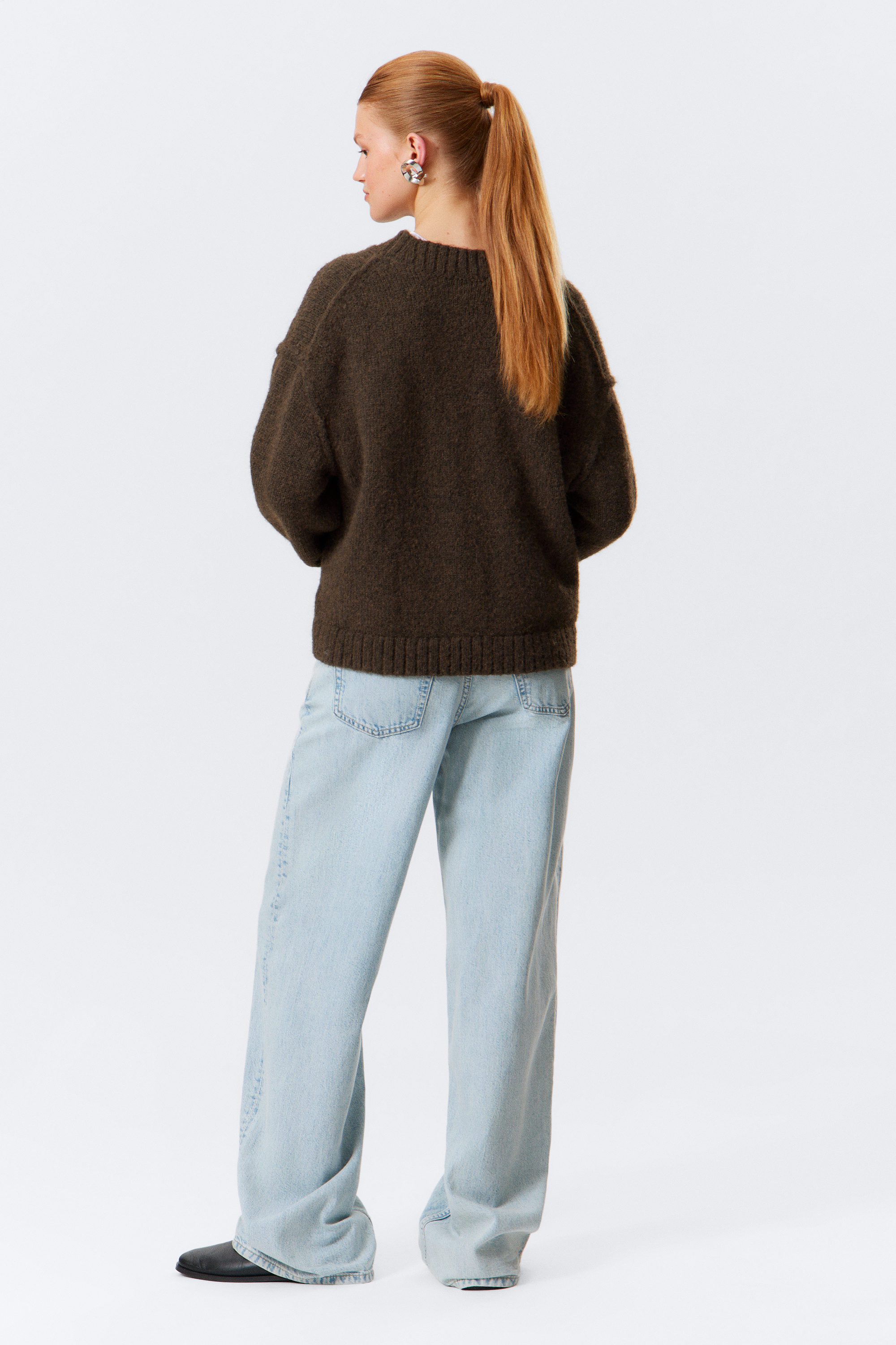Dunkelbraun meliert - Locker gestrickter Cardigan mit V-Ausschnitt - 2