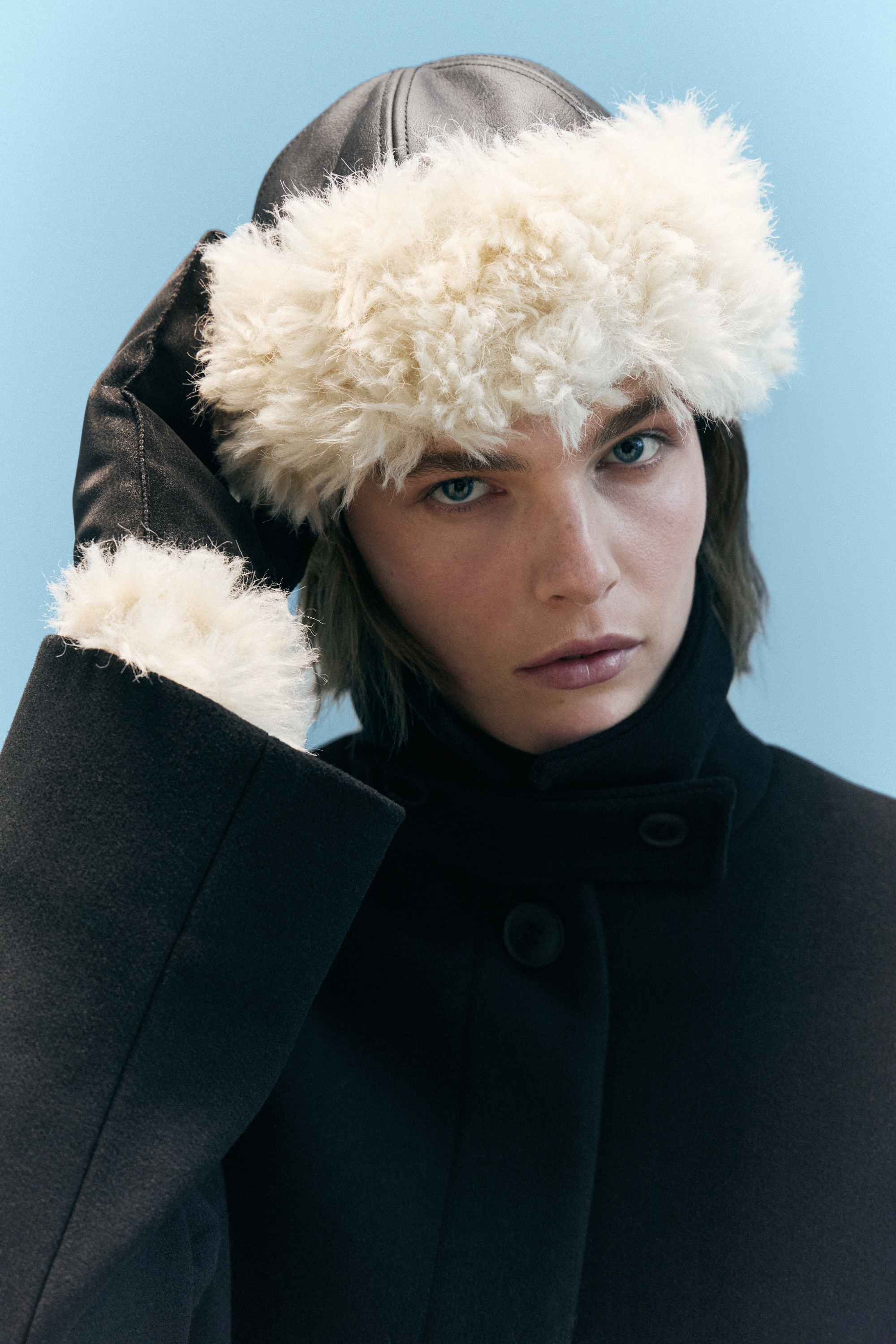 Faux Fur Hat - Černá/Černá/Hnědá/Black