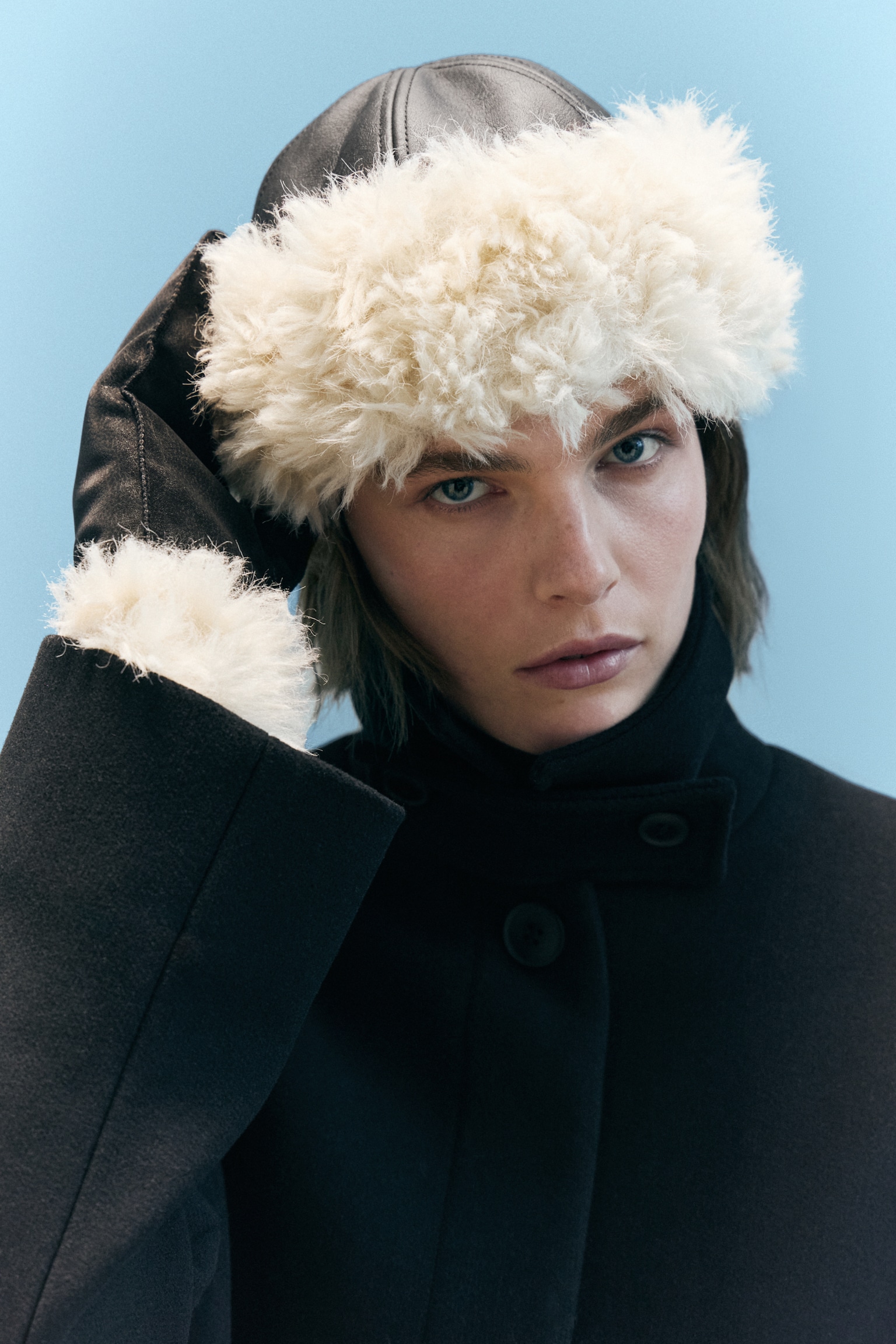 Faux Fur Hat - Negru/Negru/Maro/Black - 1
