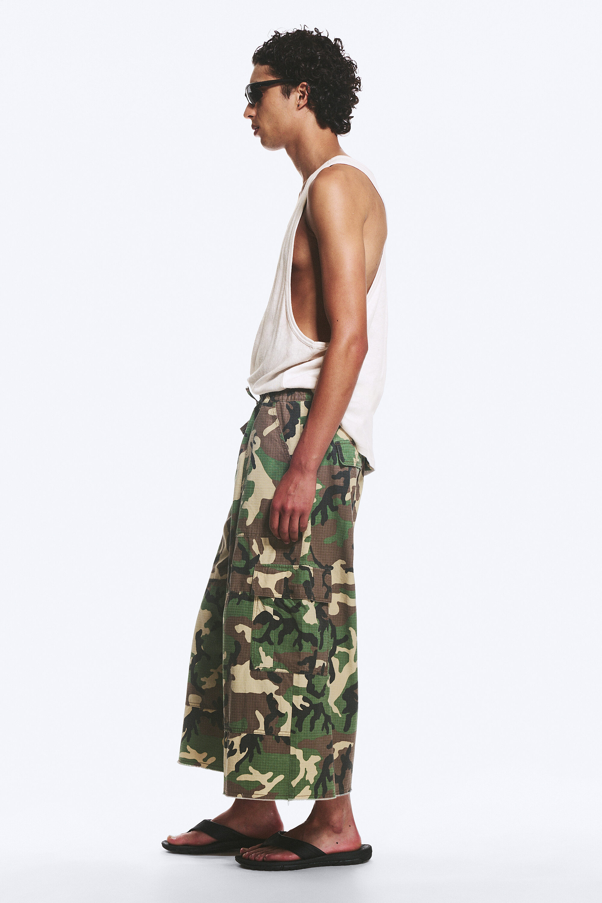 long cotton cargo shorts - Classic Camo | Weekday WW