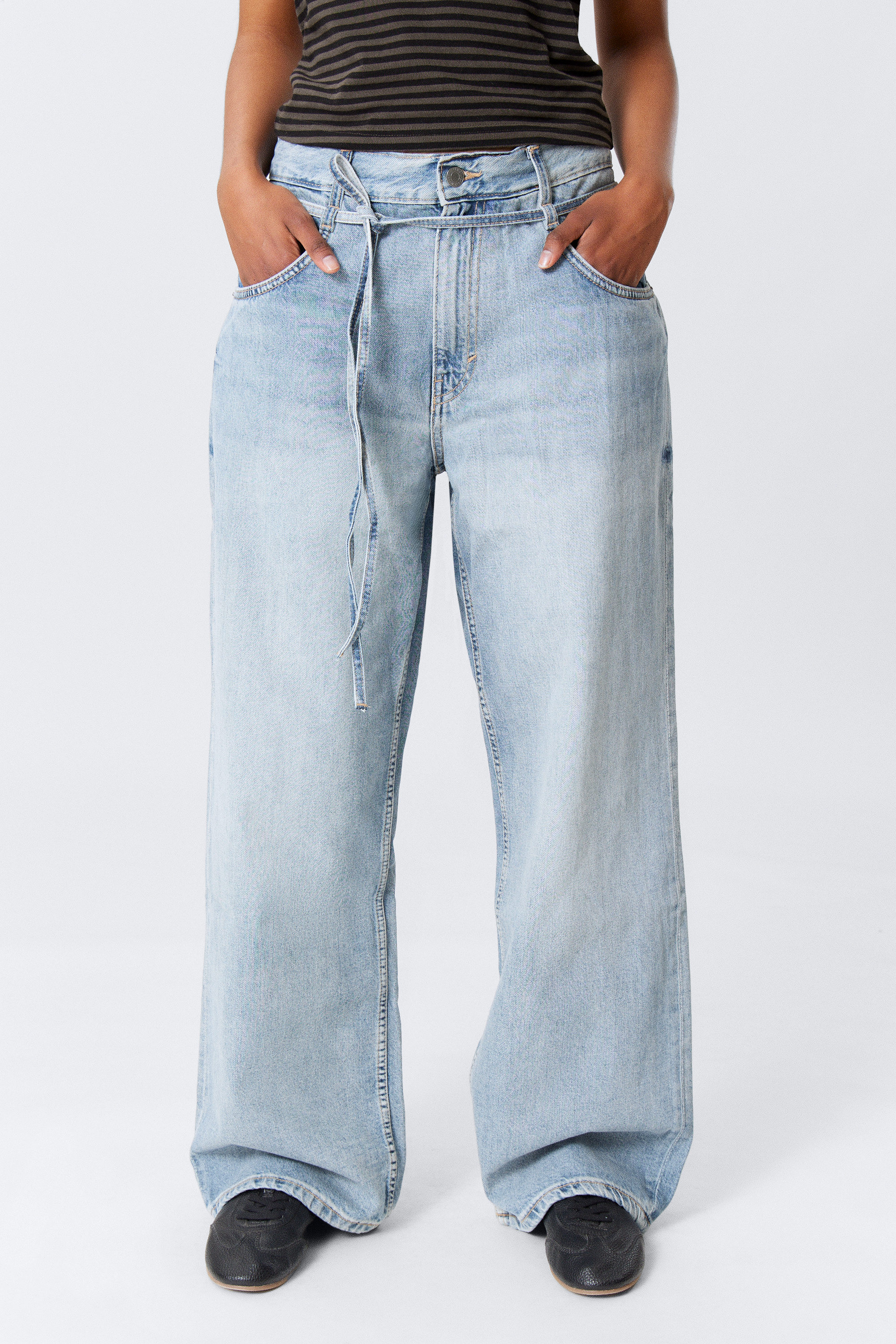 #8898AC - Barrique Mid Rise Loose Wide Leg Jeans - 2