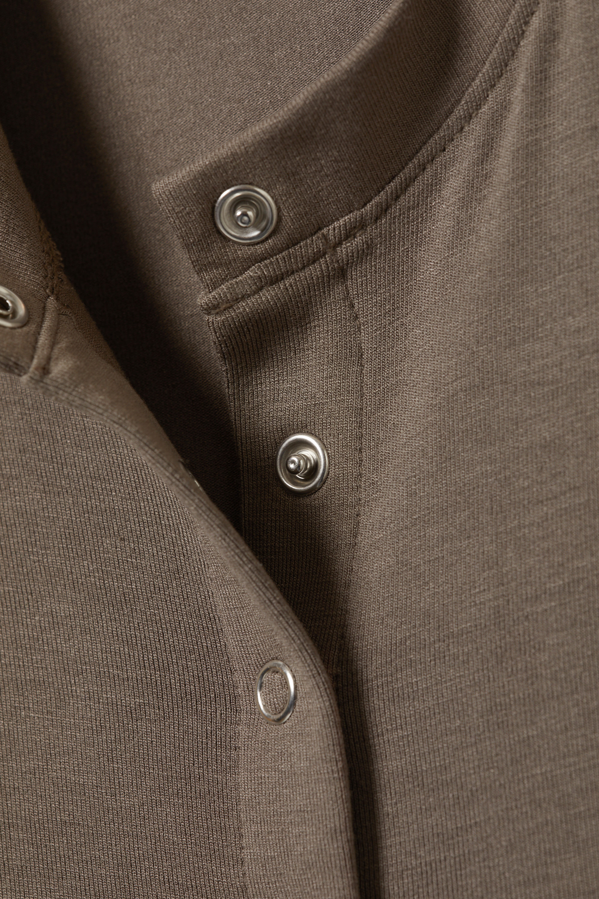 #6C655F - Sleeveless Button-up Top - 2