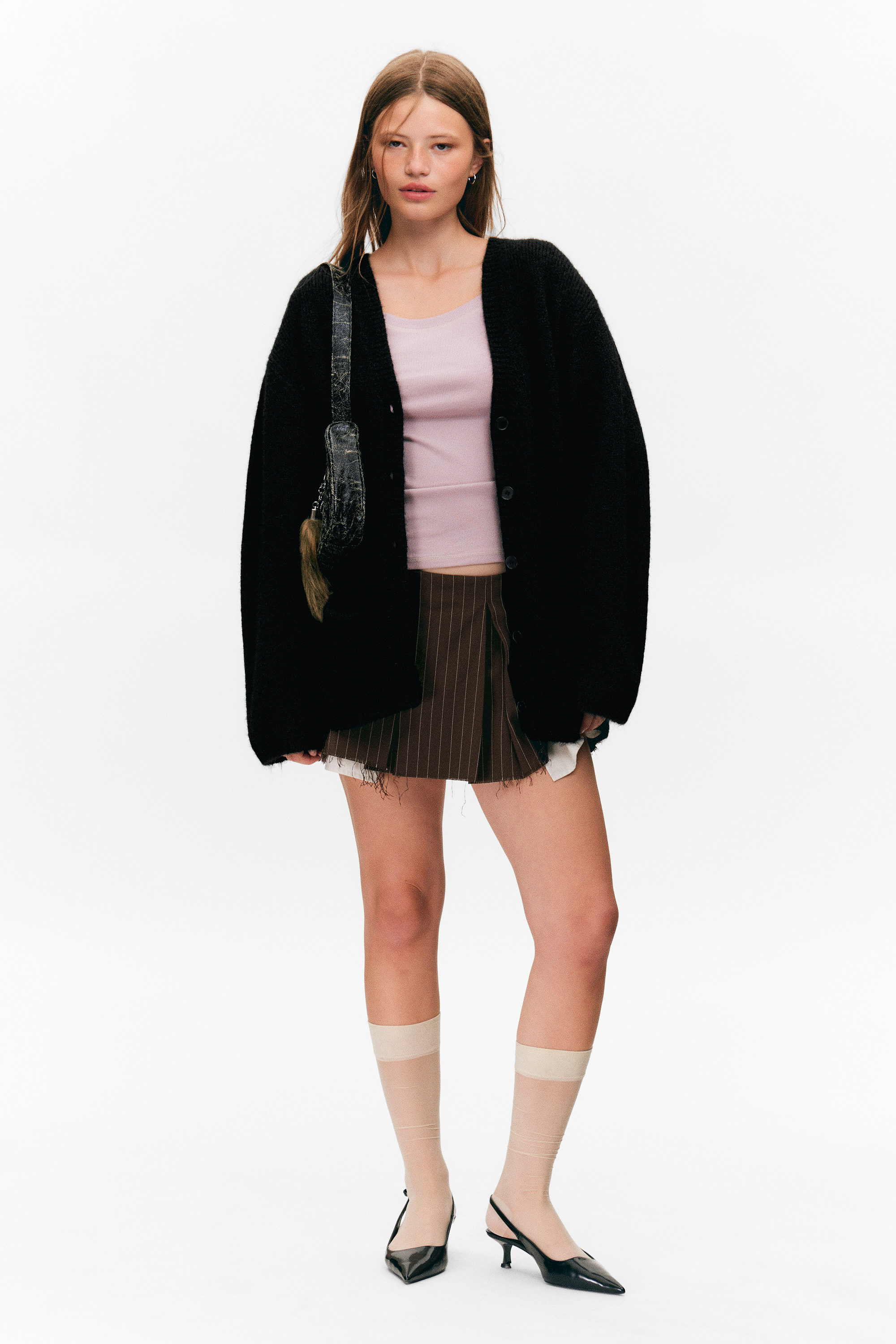 Schwarz - Weiche Strickjacke mit V-Ausschnitt - 2