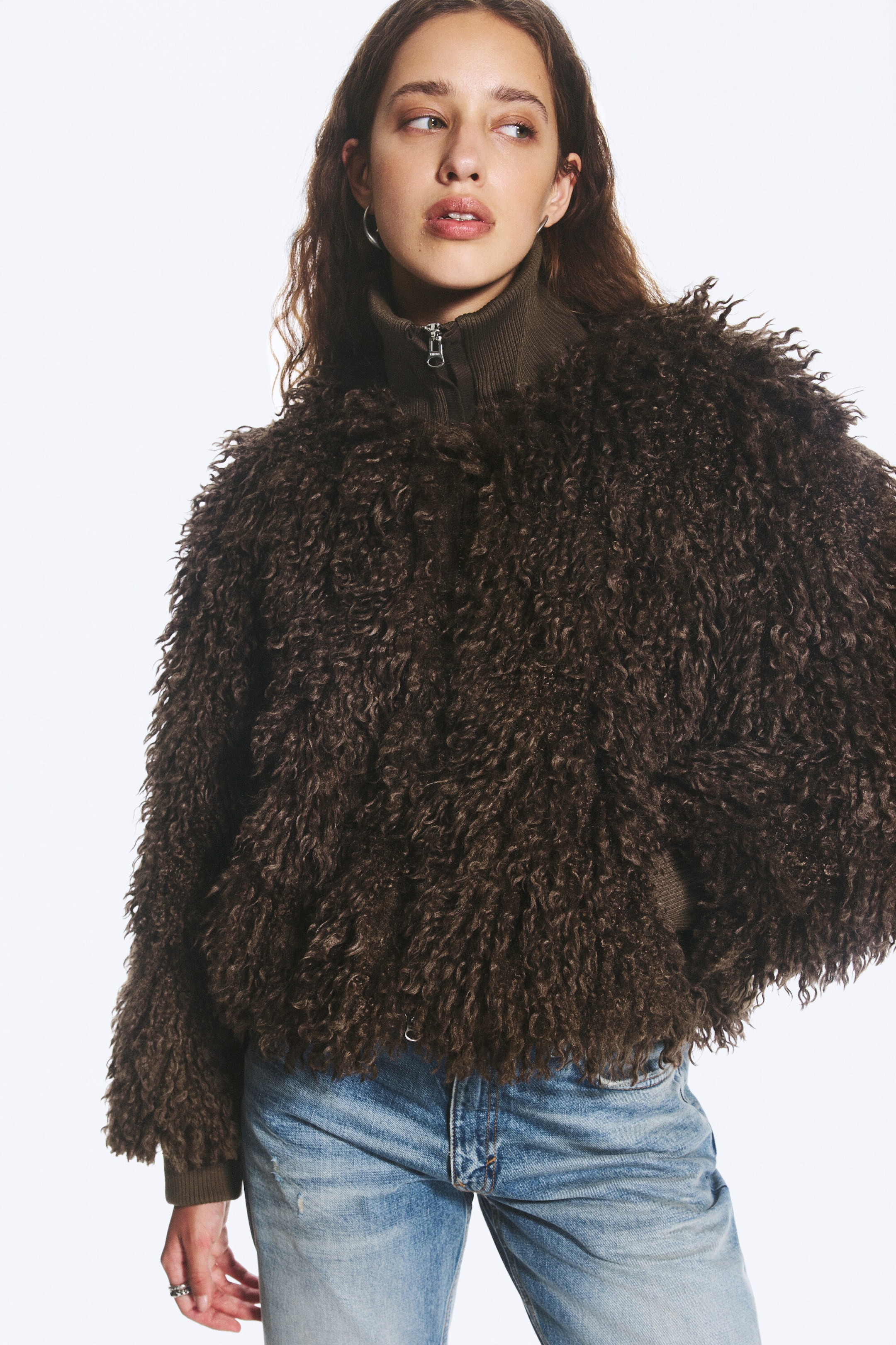 Dunkles Graubraun - Jacke aus Fellimitat - 2
