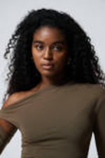 Dark Mole - Asymmetric Draped Long-Sleeved Top - 2