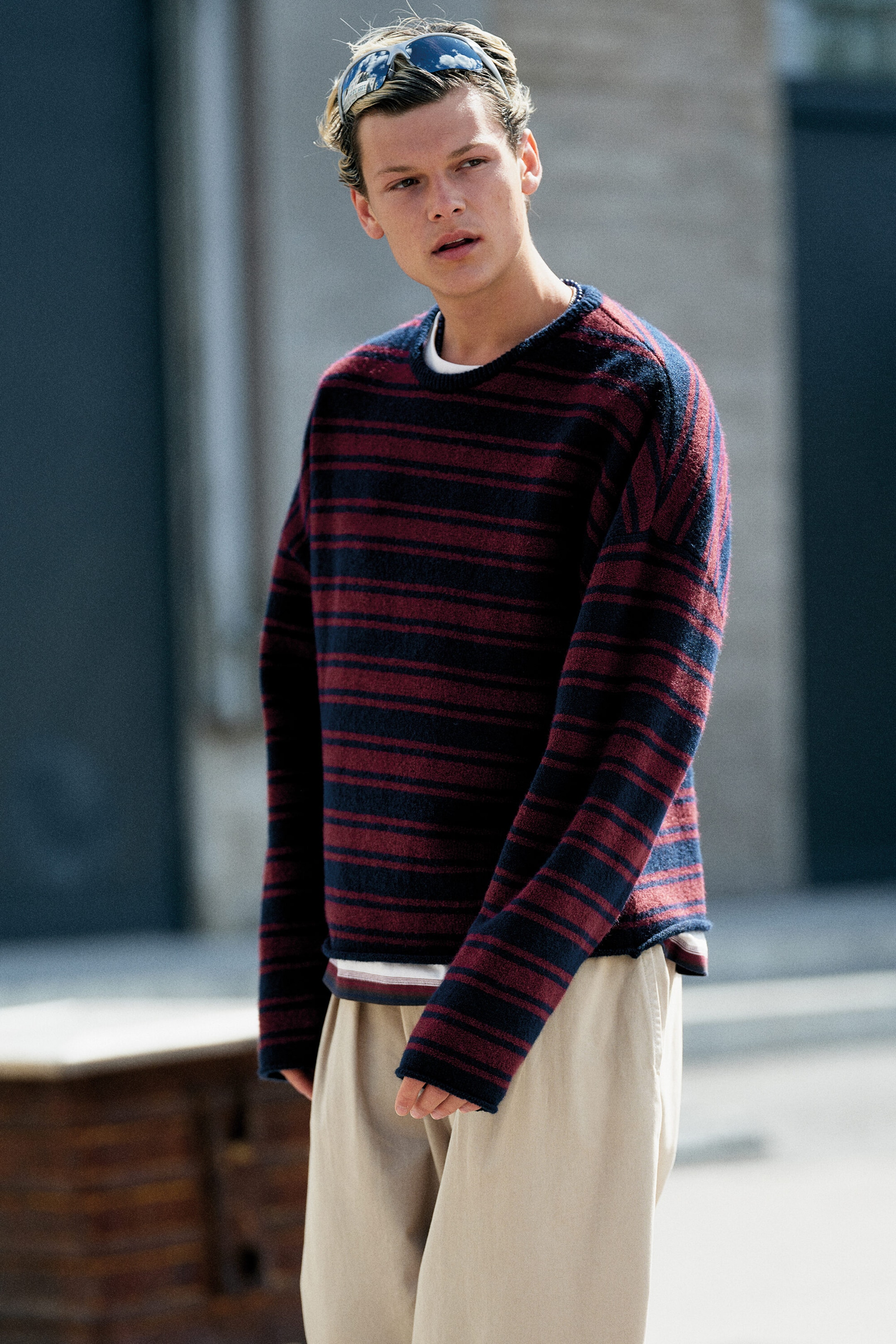 Navy/Red Stripe - Boxy Knitted Jumper - 1