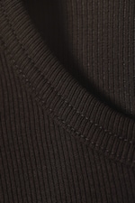 Dunkelbraun - Slim-Fit-T-Shirt aus gerippter Baumwolle - 1