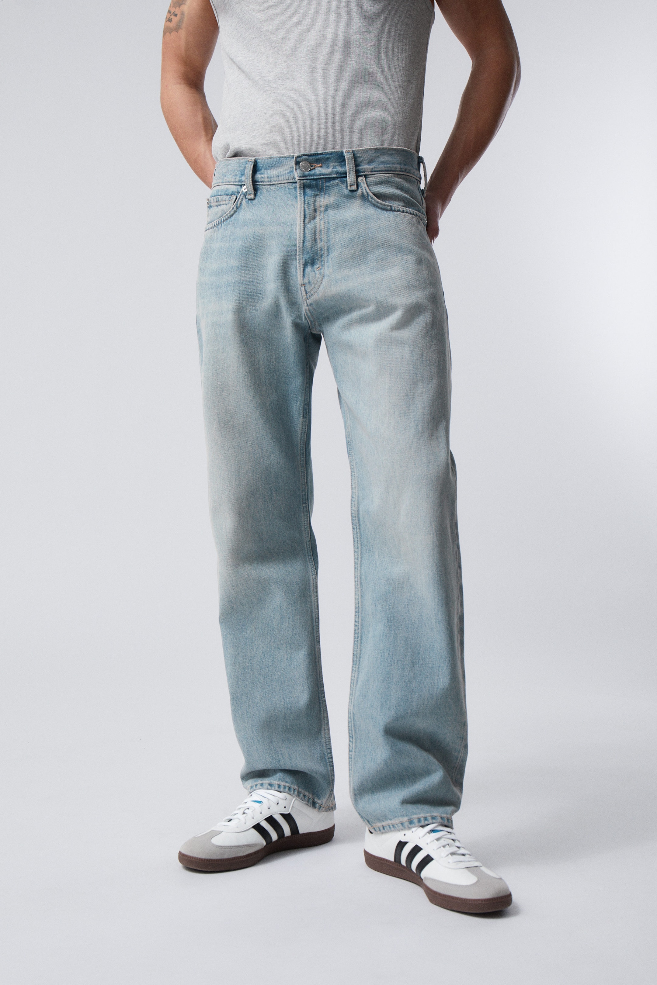 Verona blue - Space avslappet rett jeans med mellomhøyt liv - 1