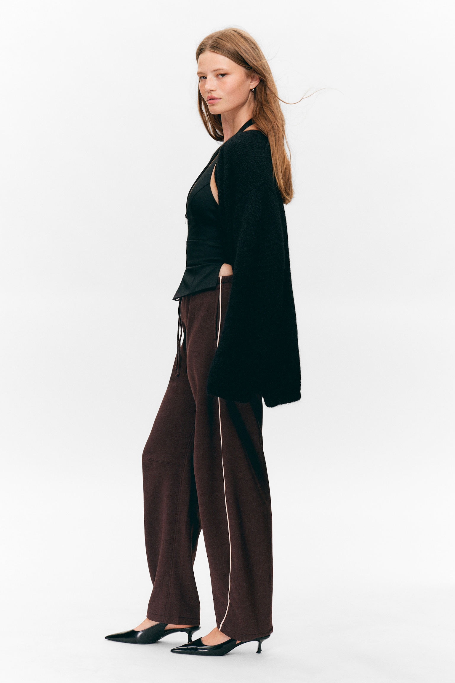 Low Rise Barrel Leg Sweatpants - Dark Brown/Light Dusty Pink - 4