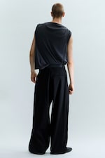 Black - Pleated Loose Fit Wide Leg Trousers - 3