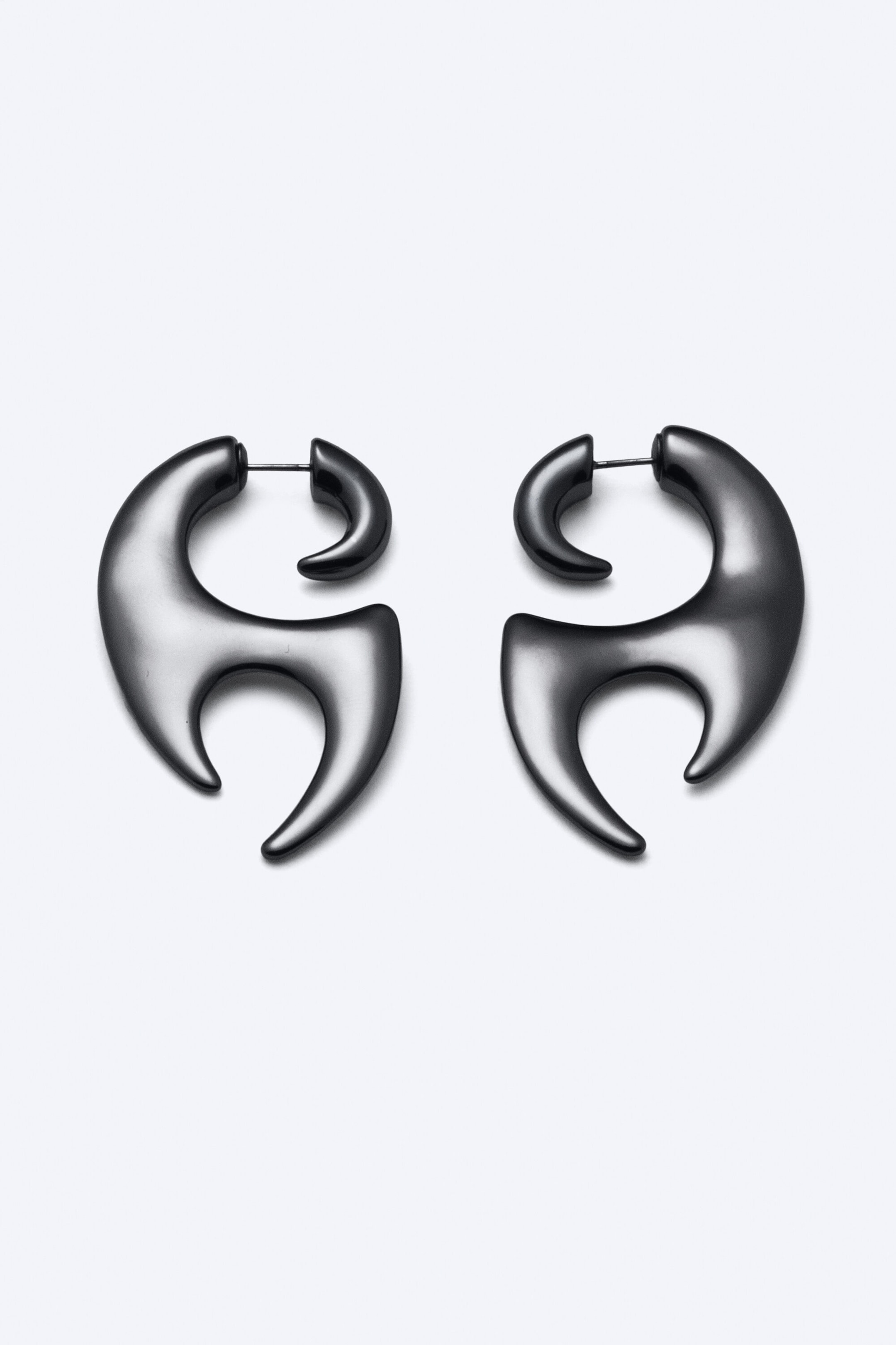 Dark Grey - Asymmetrical statement earrings - 1