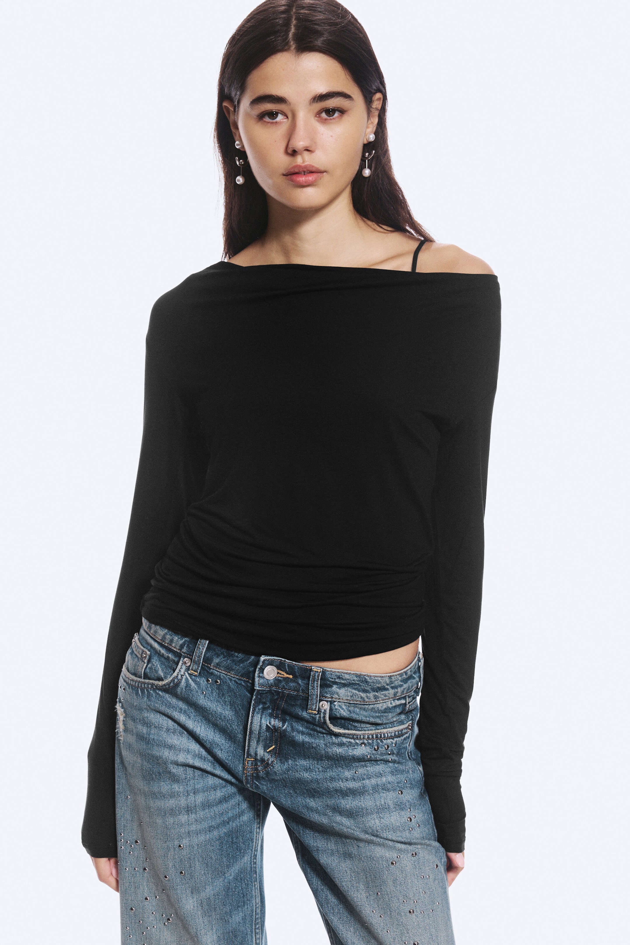 Black - Slim Cowl-Neck Long-Sleeved Top
