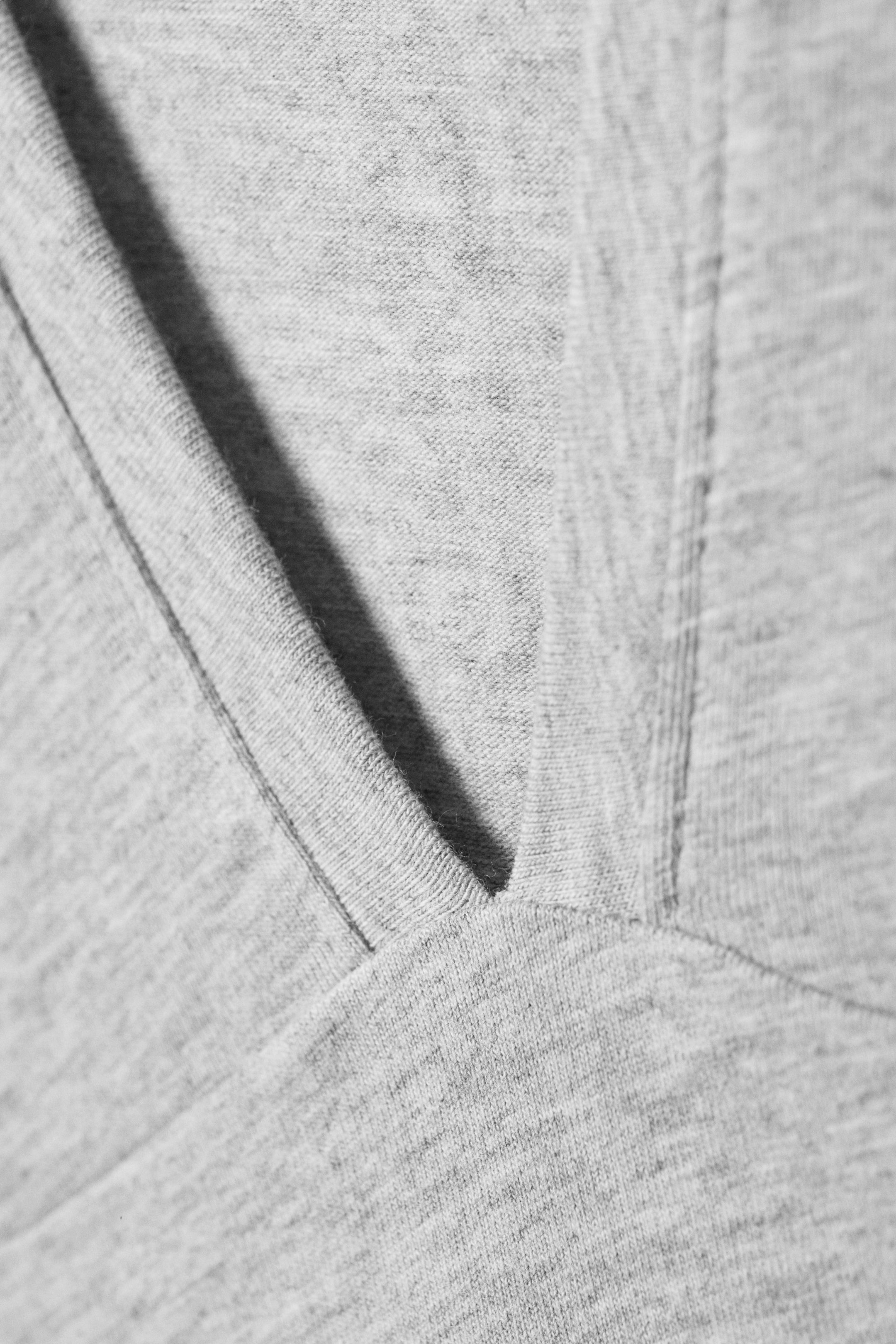 Light Grey Melange - Fitted V-Neck Sleeveless Top - 5