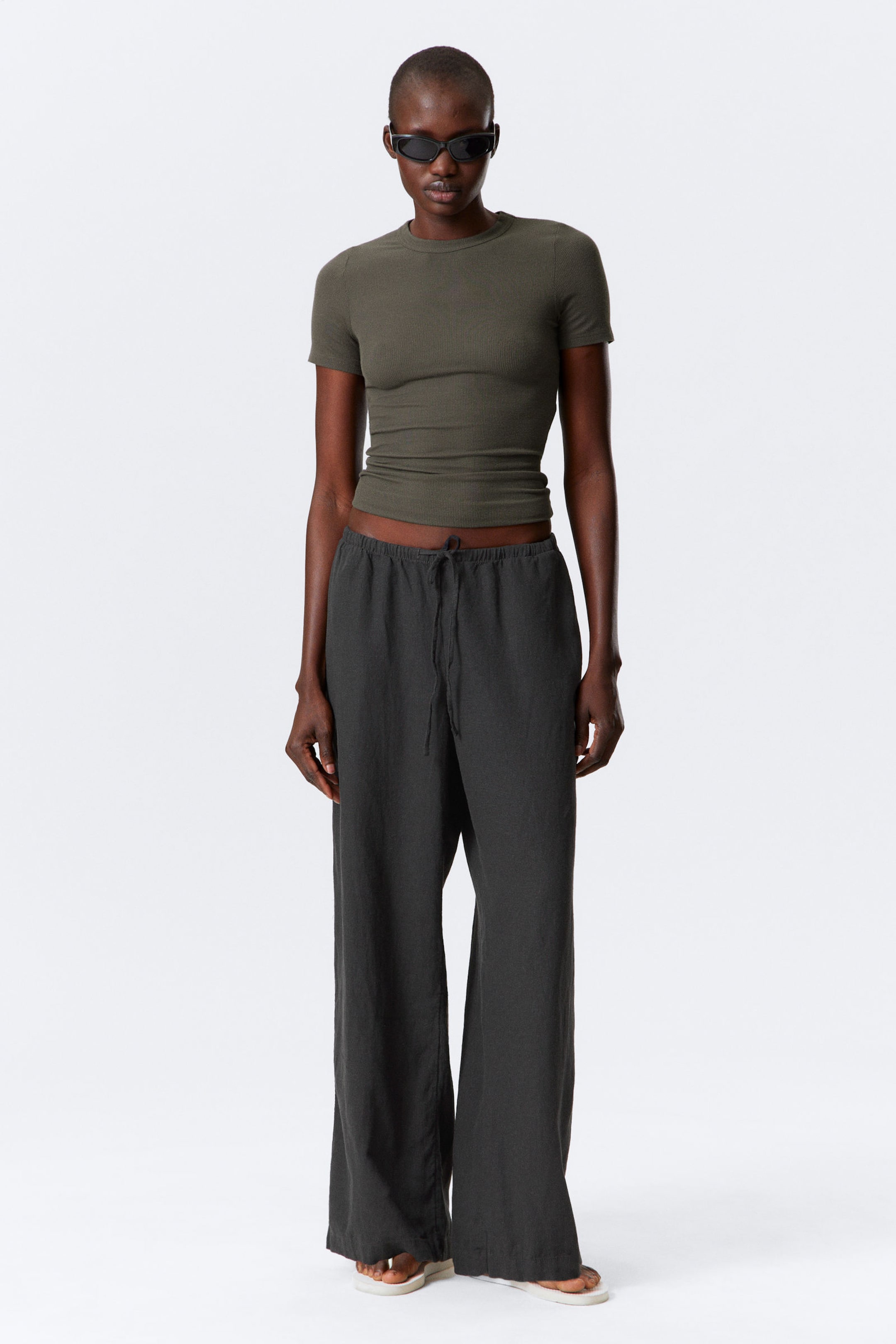 #3A3A3D - Low Rise Linen-Blend Trousers - 1
