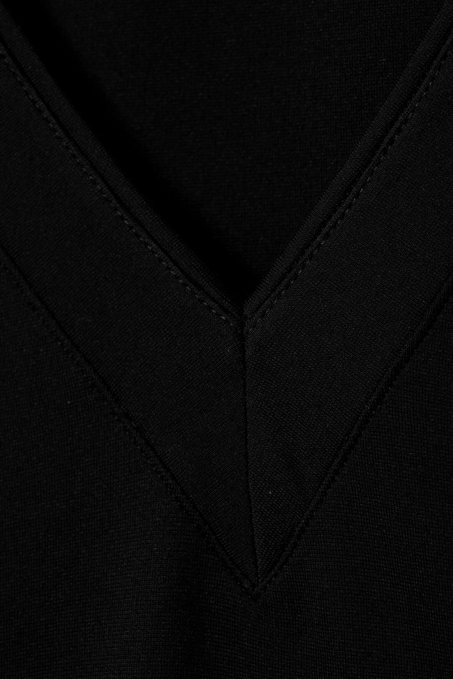 Fitted Flare-Sleeved V-Neck Top - Black - 3
