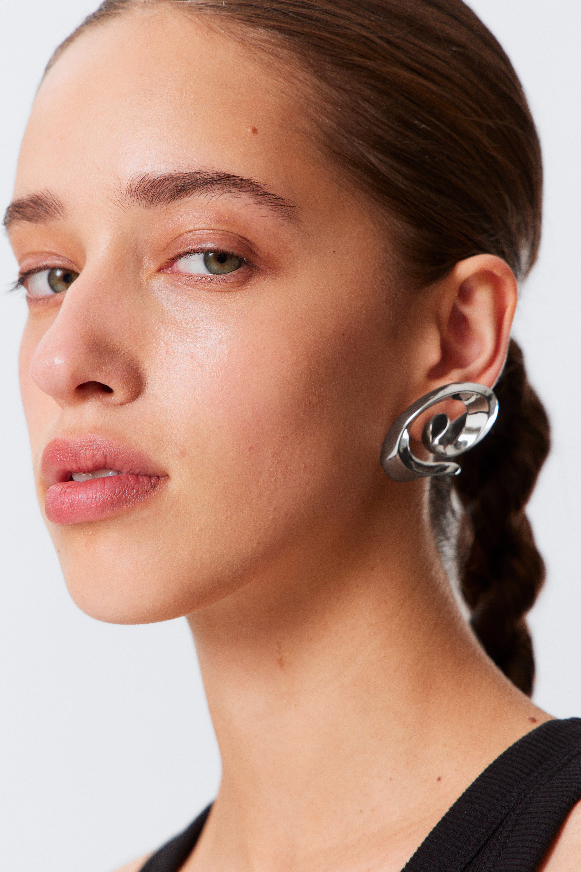 Silver - Twist Earrings - 1