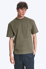 Staubiges Grau - T-SHIRT MIT RELAXTER PASSFORM - 0