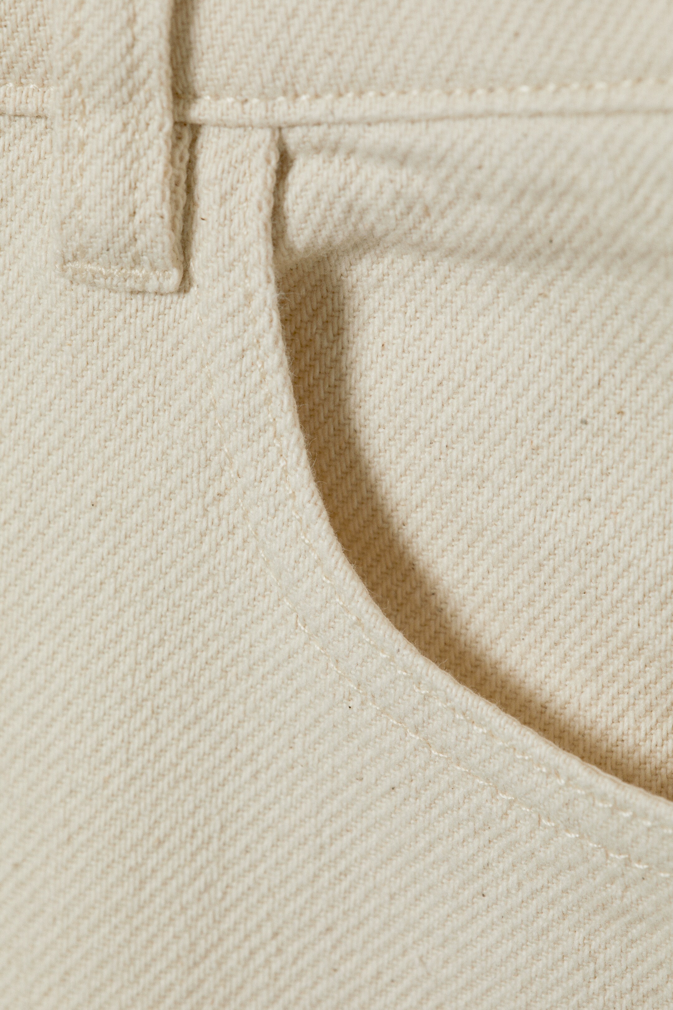 Zobrazit větší obrázek: Low Rise Baggy Leg Cotton Trousers - Light Beige - ŽENY | H&M CZ 2