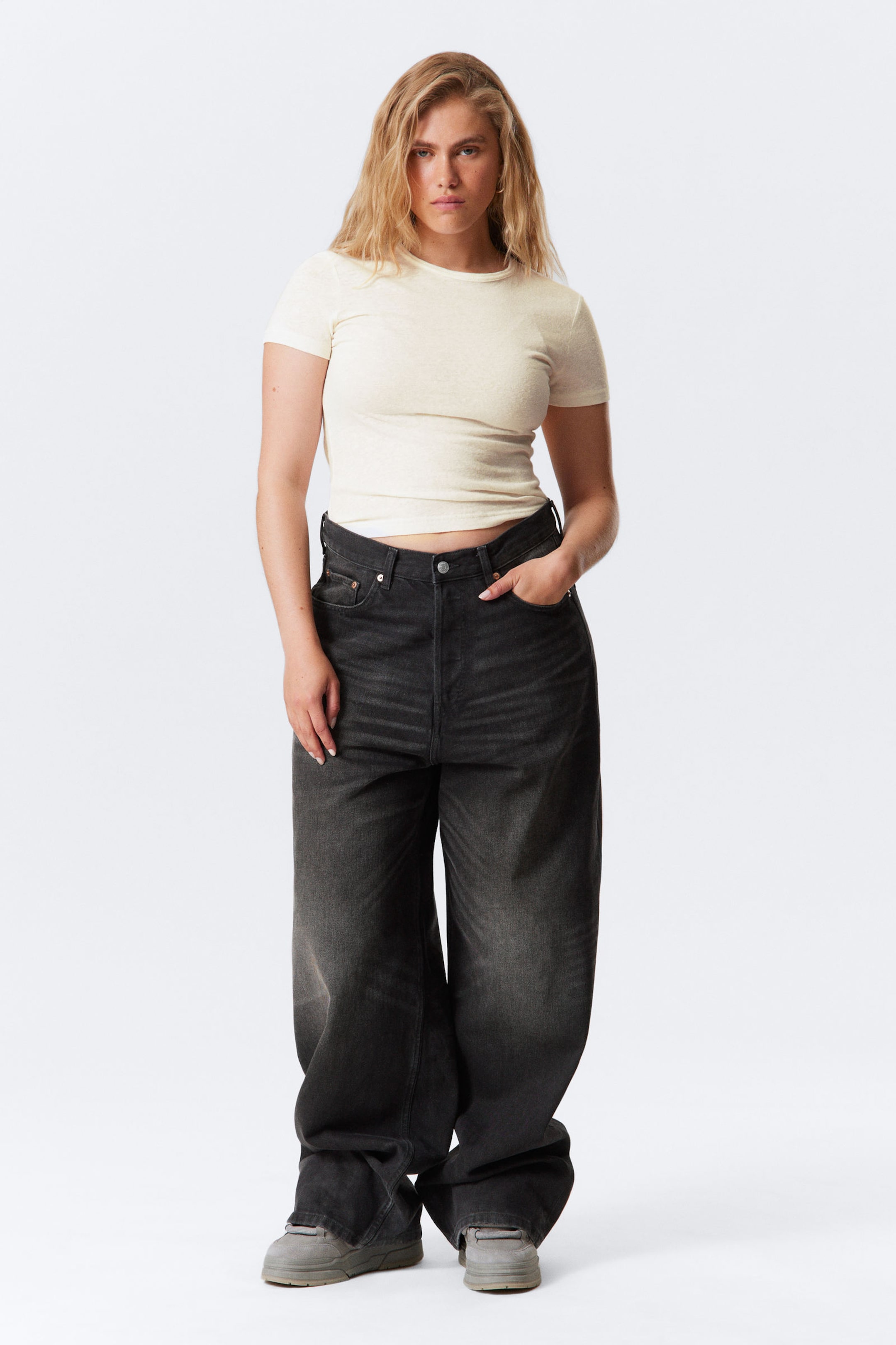Deep Night - Black - Astro Loose Baggy Leg Jeans - 3
