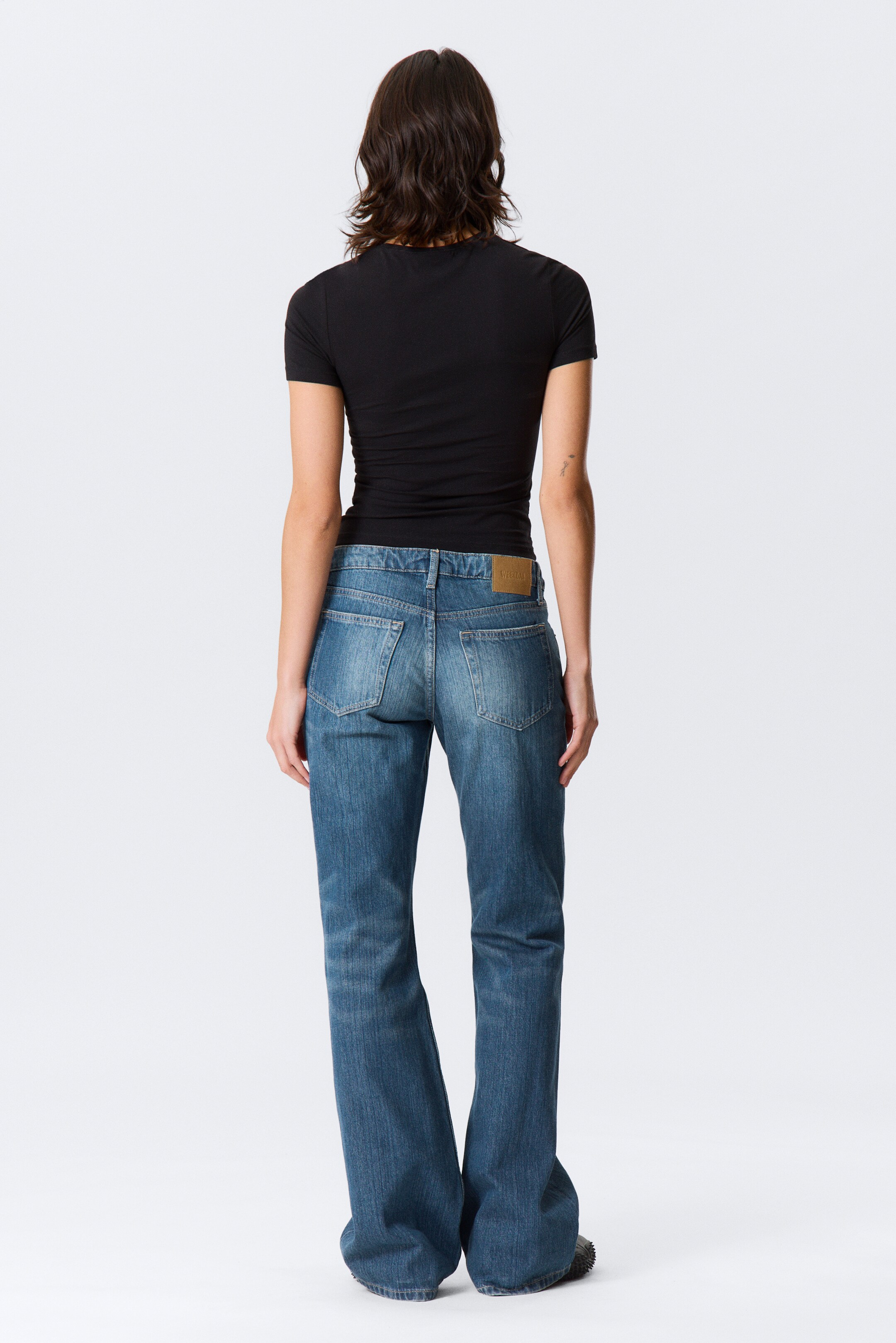Zobrazit větší obrázek: Nova Low Rise Slim Bootcut Leg Jeans - Mine Blue - Medium Blue - ŽENY | H&M CZ 3