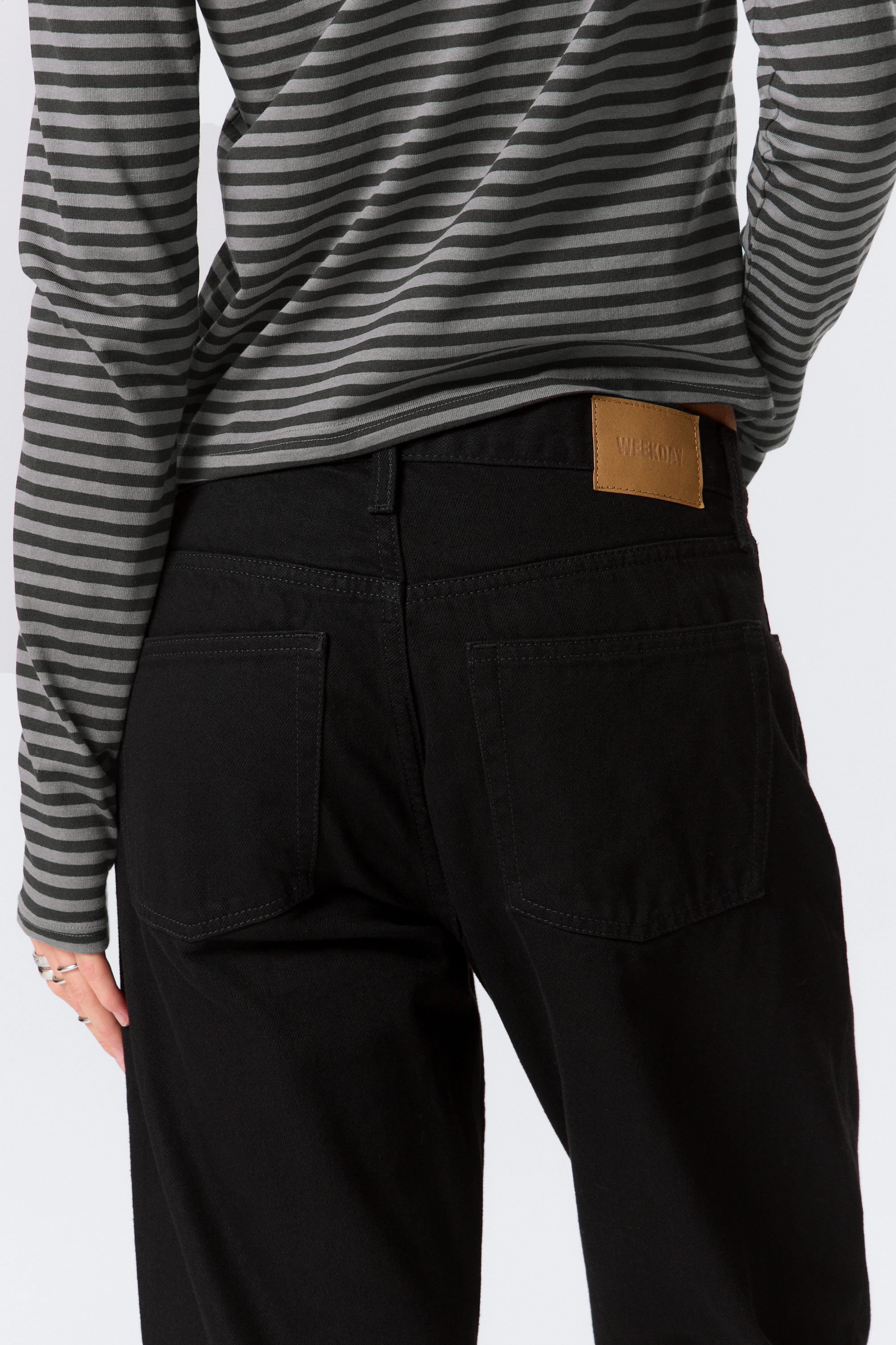 Black Rinse - Svart - Orbit Mid Waist Regular Straight Leg Jeans - 9