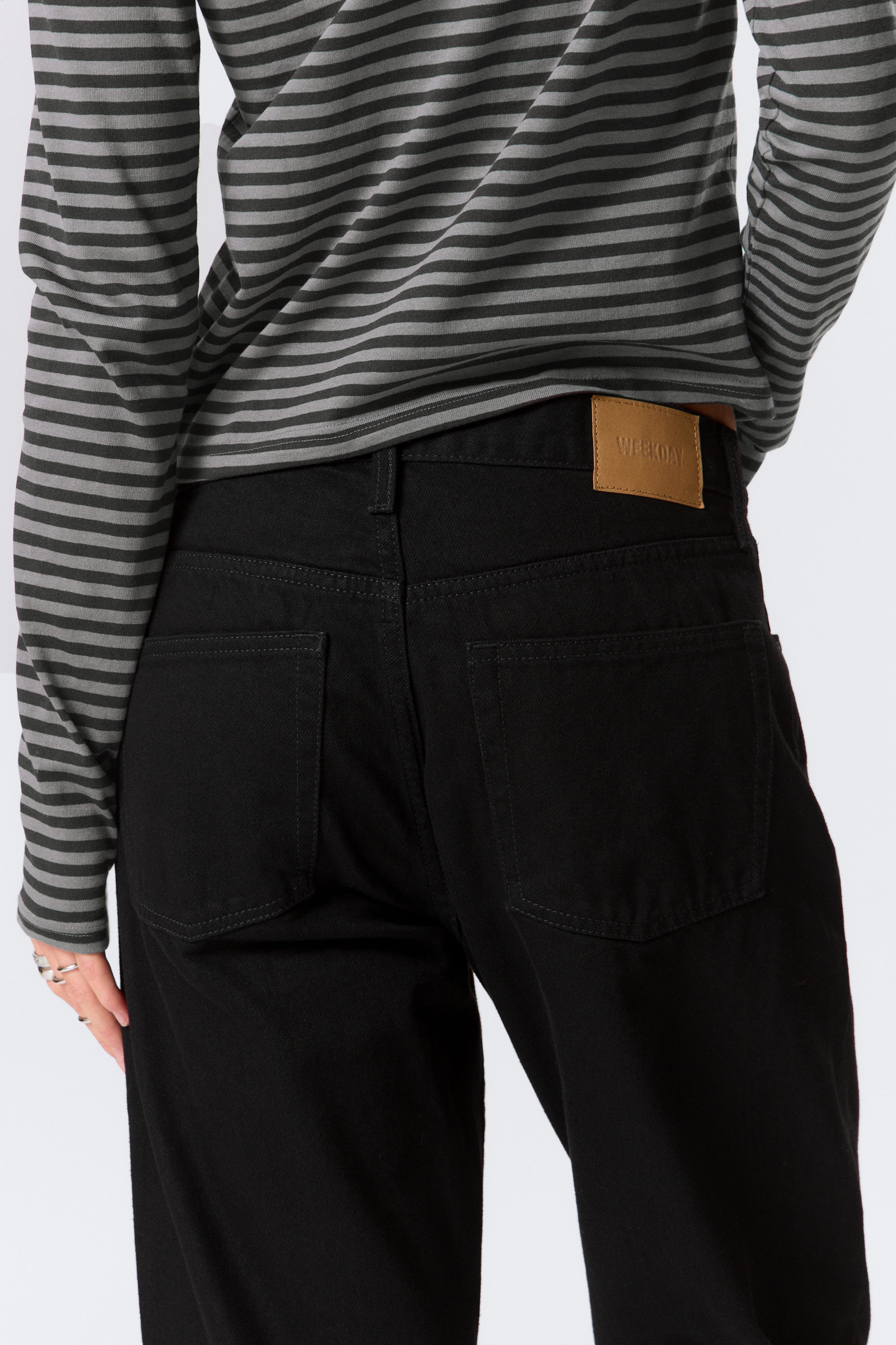 Black Rinse - Schwarz - Orbit Mid Waist Regular Straight Leg Jeans - 9