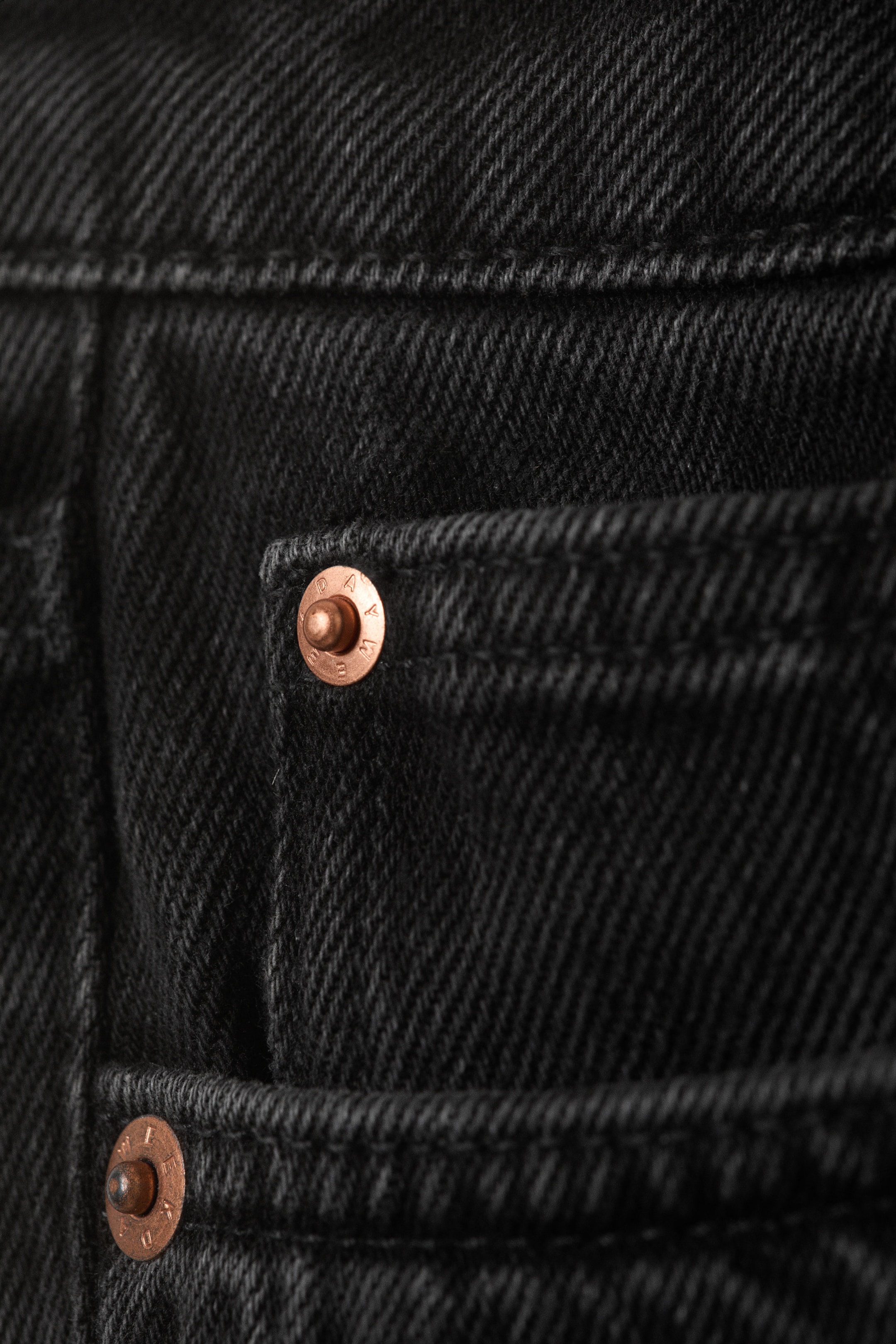 Tuned Black - Svart - Paz Mid Rise Wide Leg Jeans - 6