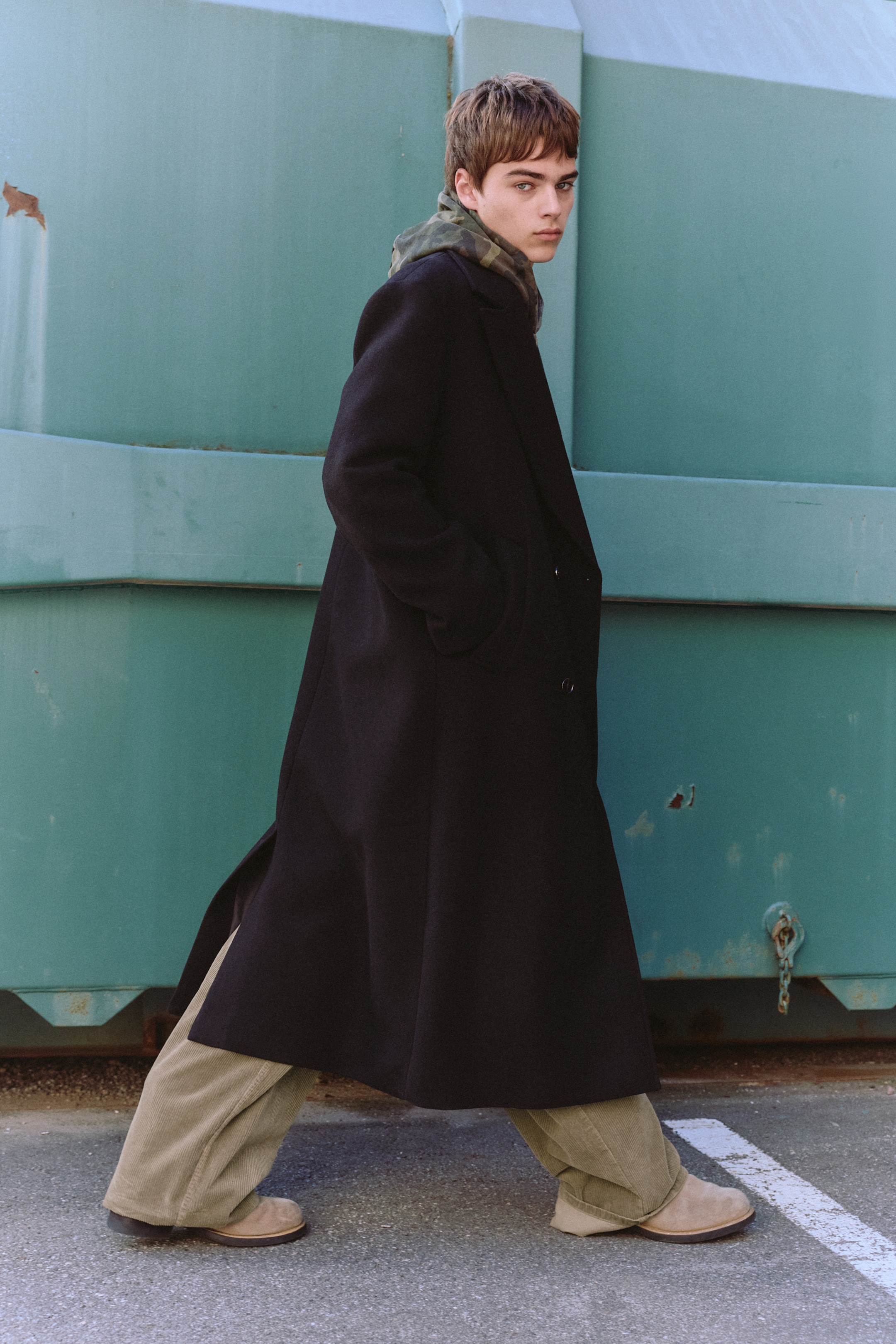 Noir - Manteau en laine mélangée croisé oversize - 1