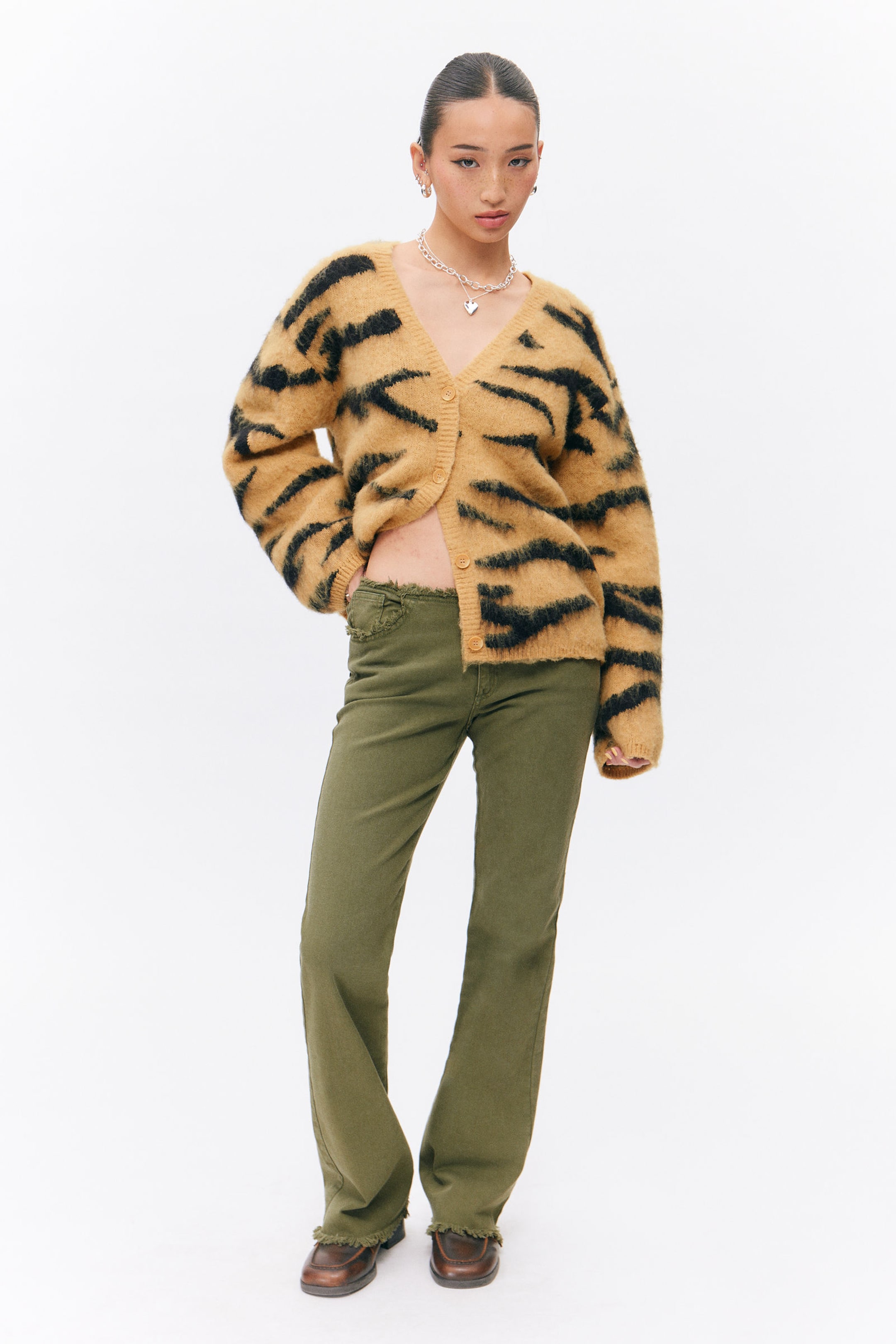 Tiger-striped - Fluffy knit cardigan - 1