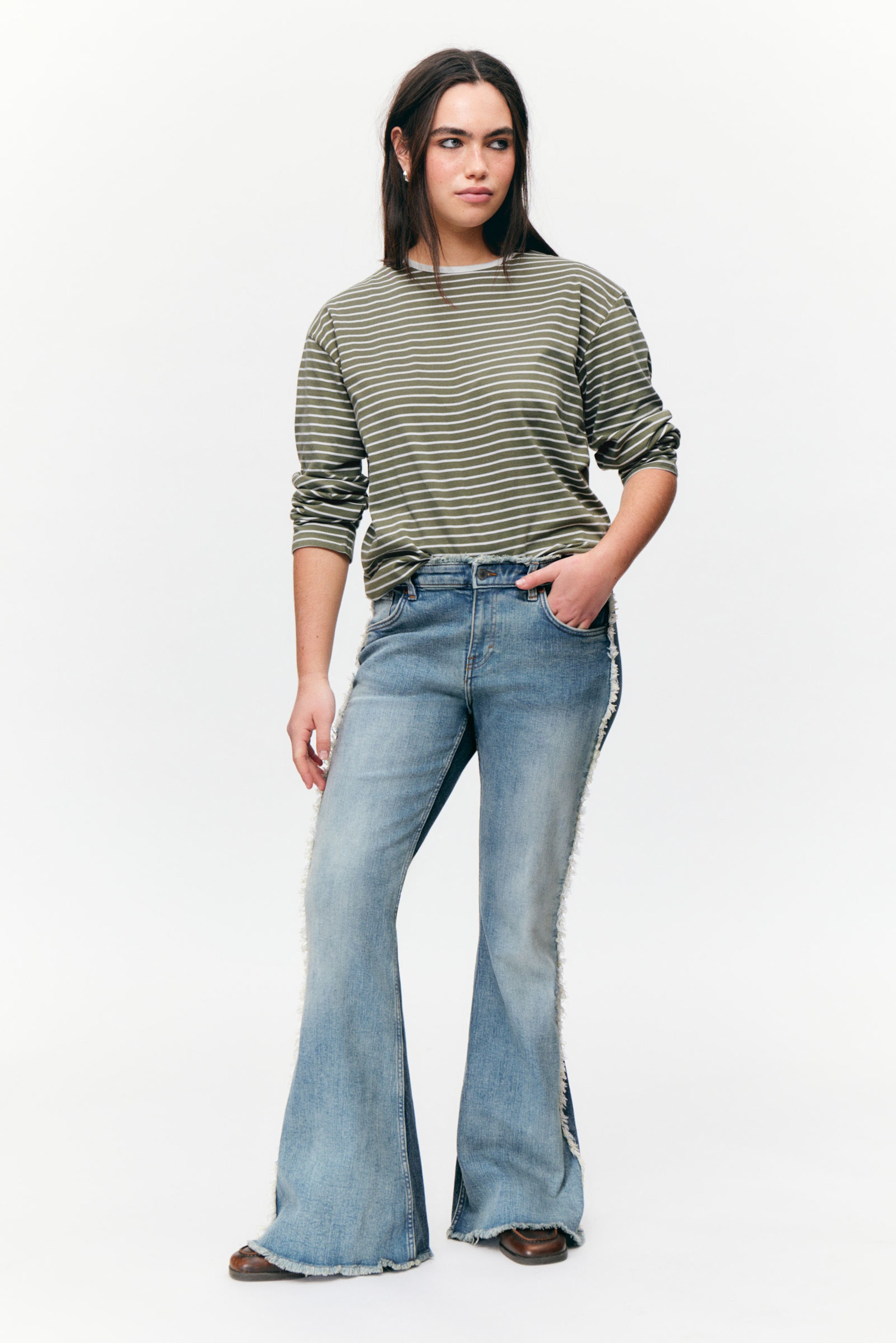 #6F7060 - Boxy Sleeve T-Shirt - 2