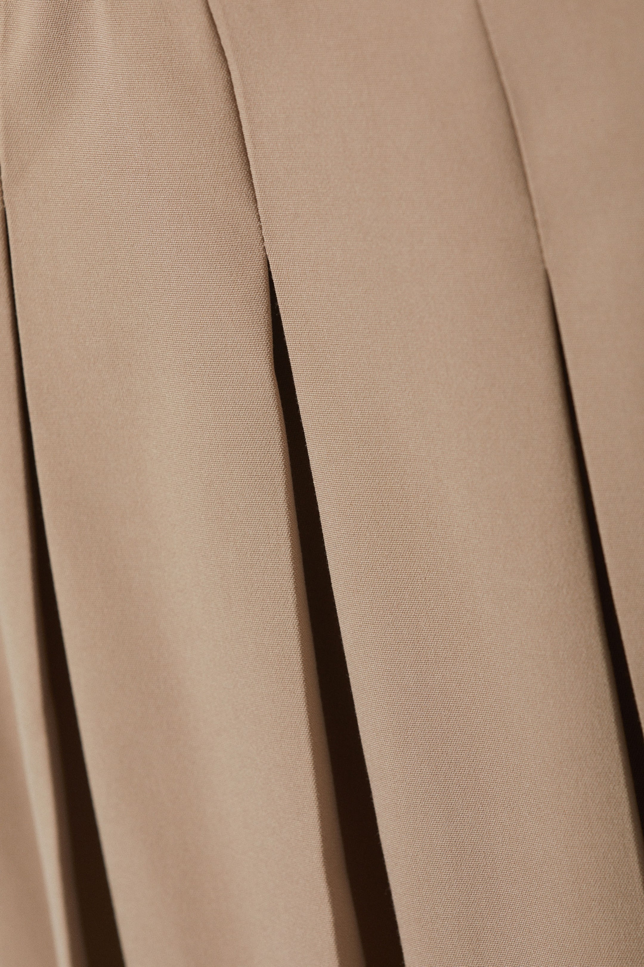 Dusty Beige - Low Pleated Mini Skirt - 4
