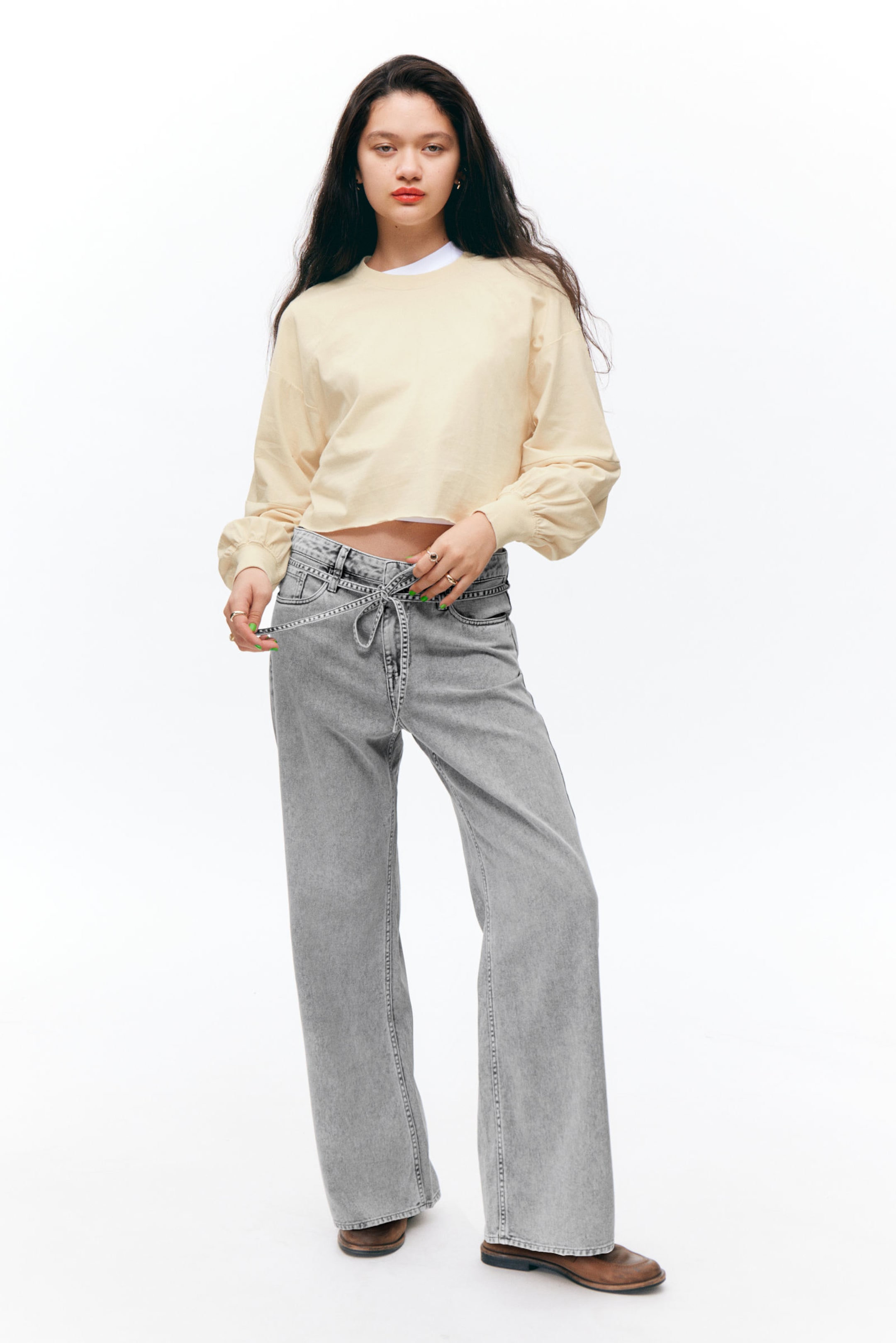 Light Beige - Cropped Long-Sleeved T-shirt - 1