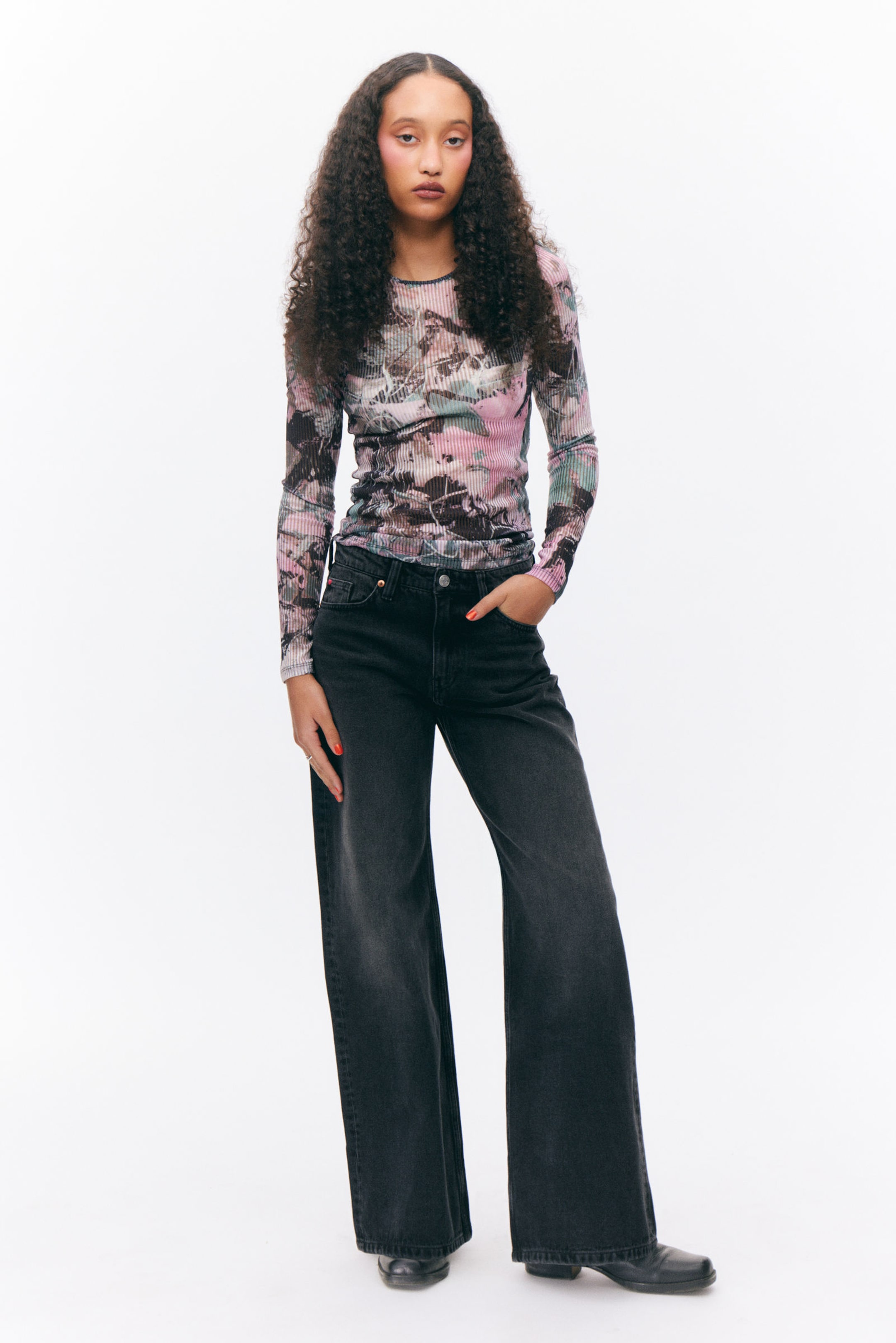 #D6A2B2 - Long-Sleeved Printed Mesh Top - 2