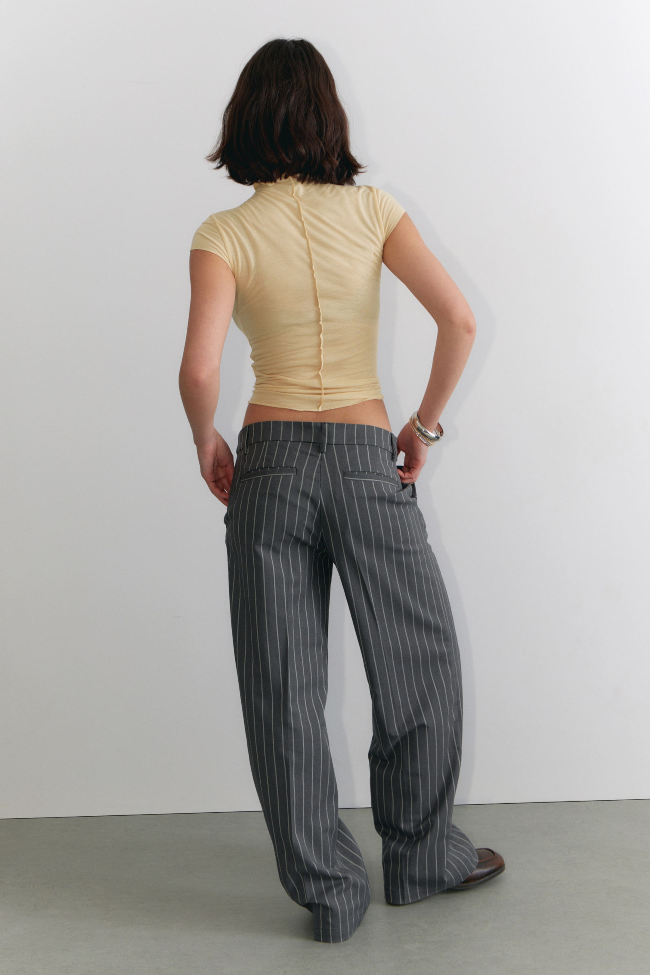 Striped Dark Grey - Low Waisted Pleated Suiting Trousers - 3