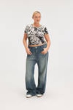 Dusty White - Cow Print - Cropped t-shirt - 1
