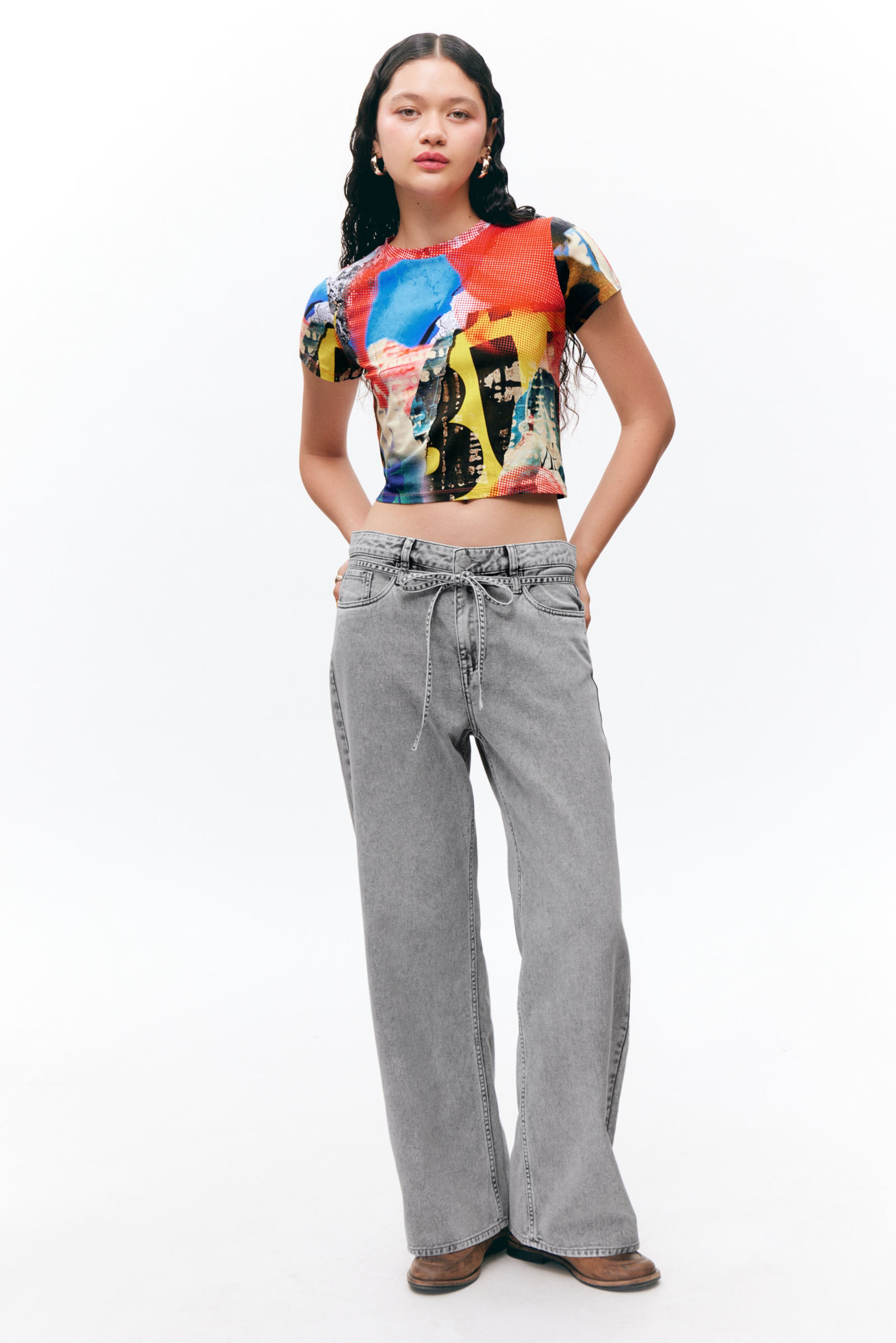 #272628 - Low Waisted Relaxed Twill Trousers - 1