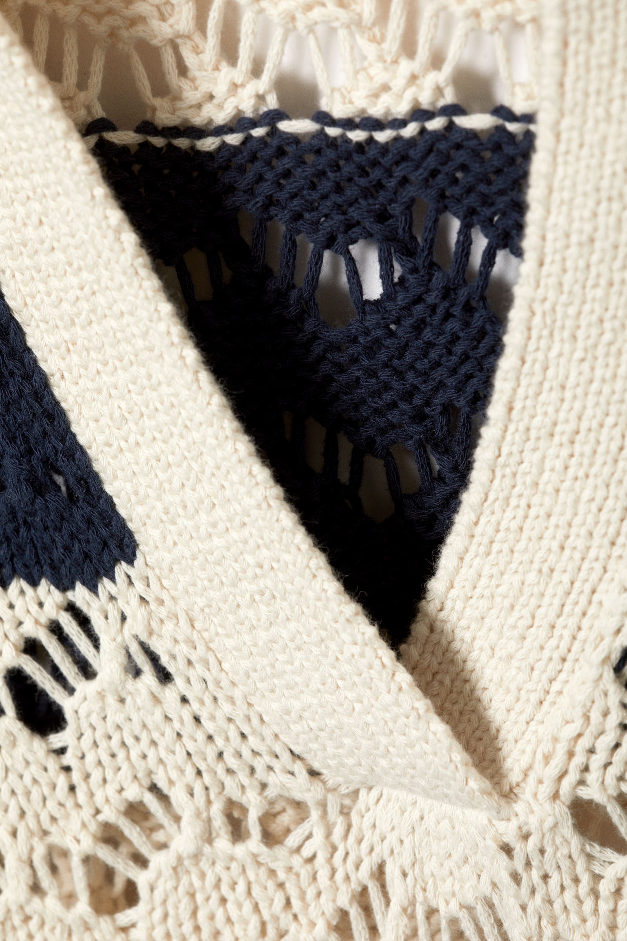 White & Dark Blue Stripe - Loose Open-Knit Sweater - 4