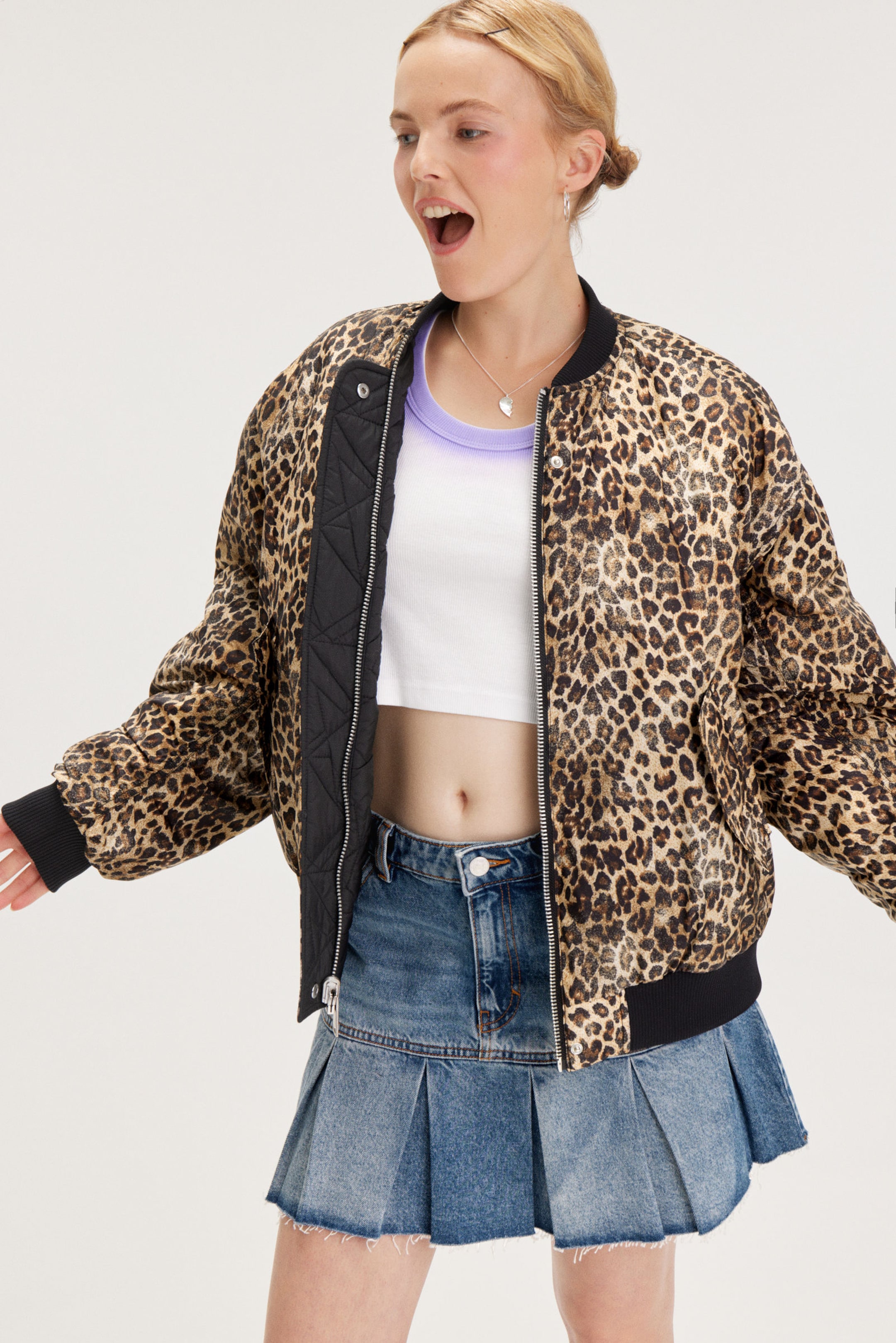 Leopard/Black - Loose Reversible Bomber Jacket - 2