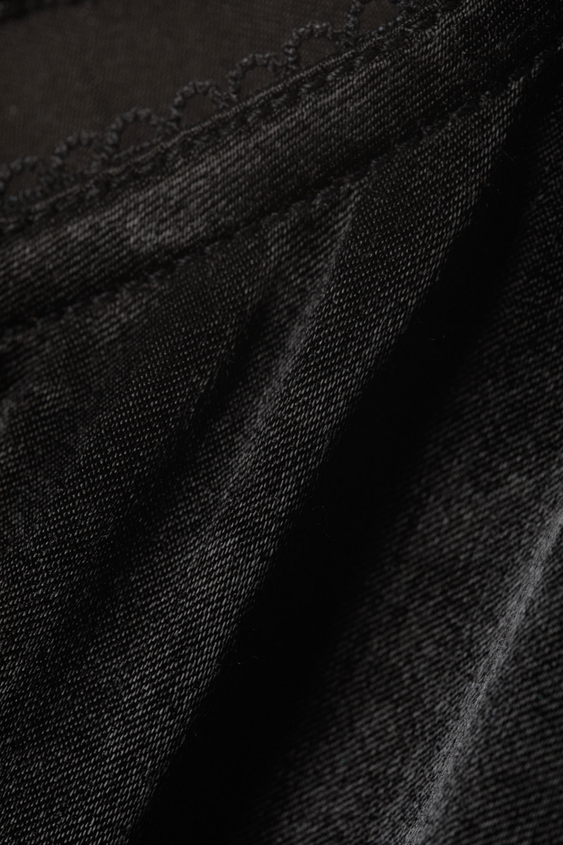Black - Low Waist Maxi Skirt - 4