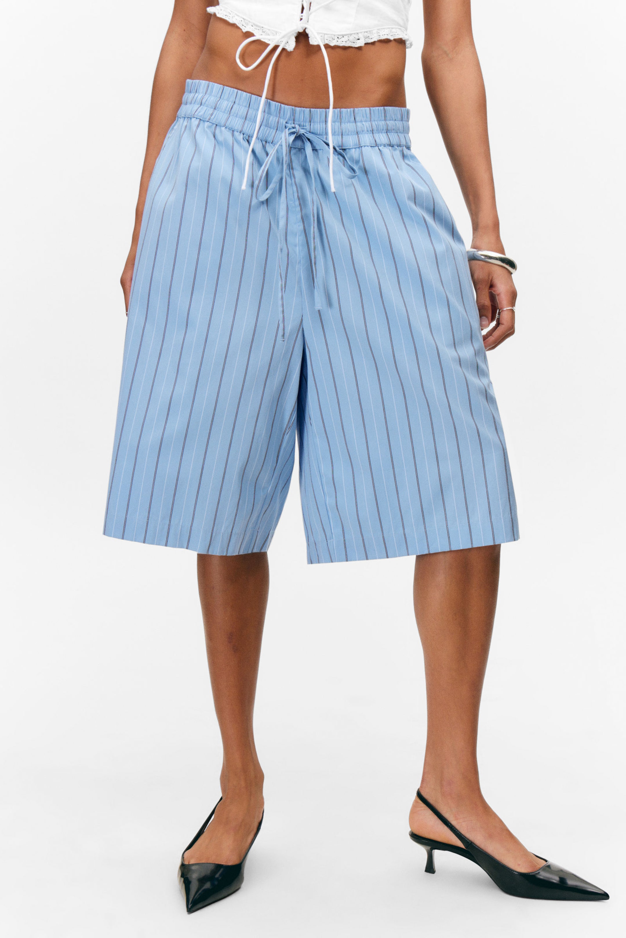 #90A9D1 - Relaxed Low Rise Knee-length Cotton Shorts - 2