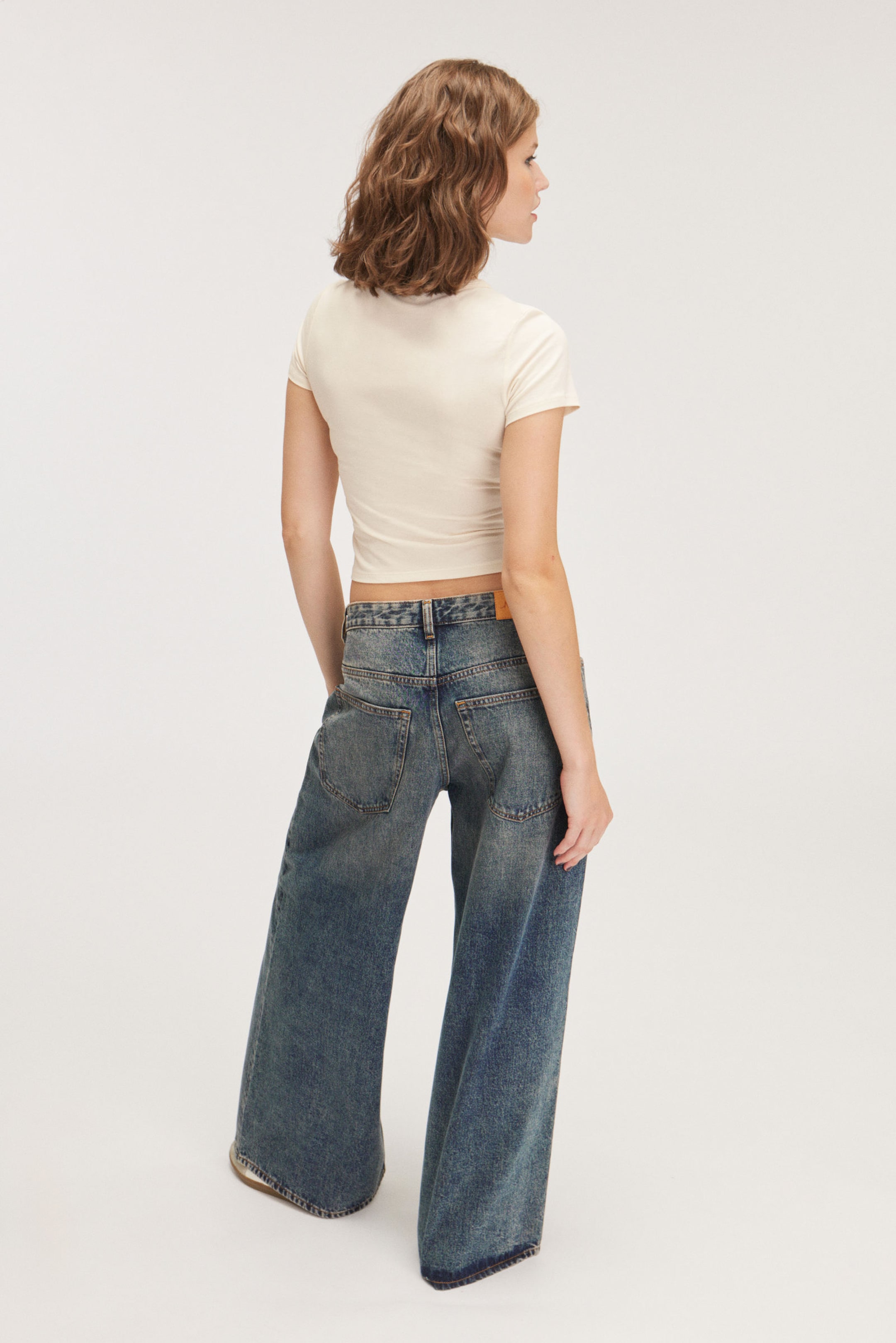 Dusty White - Cropped t-shirt - 2