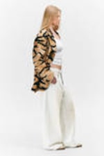 Tiger-striped - Single-Breasted Oversized Tiger Printed Blazer - 3