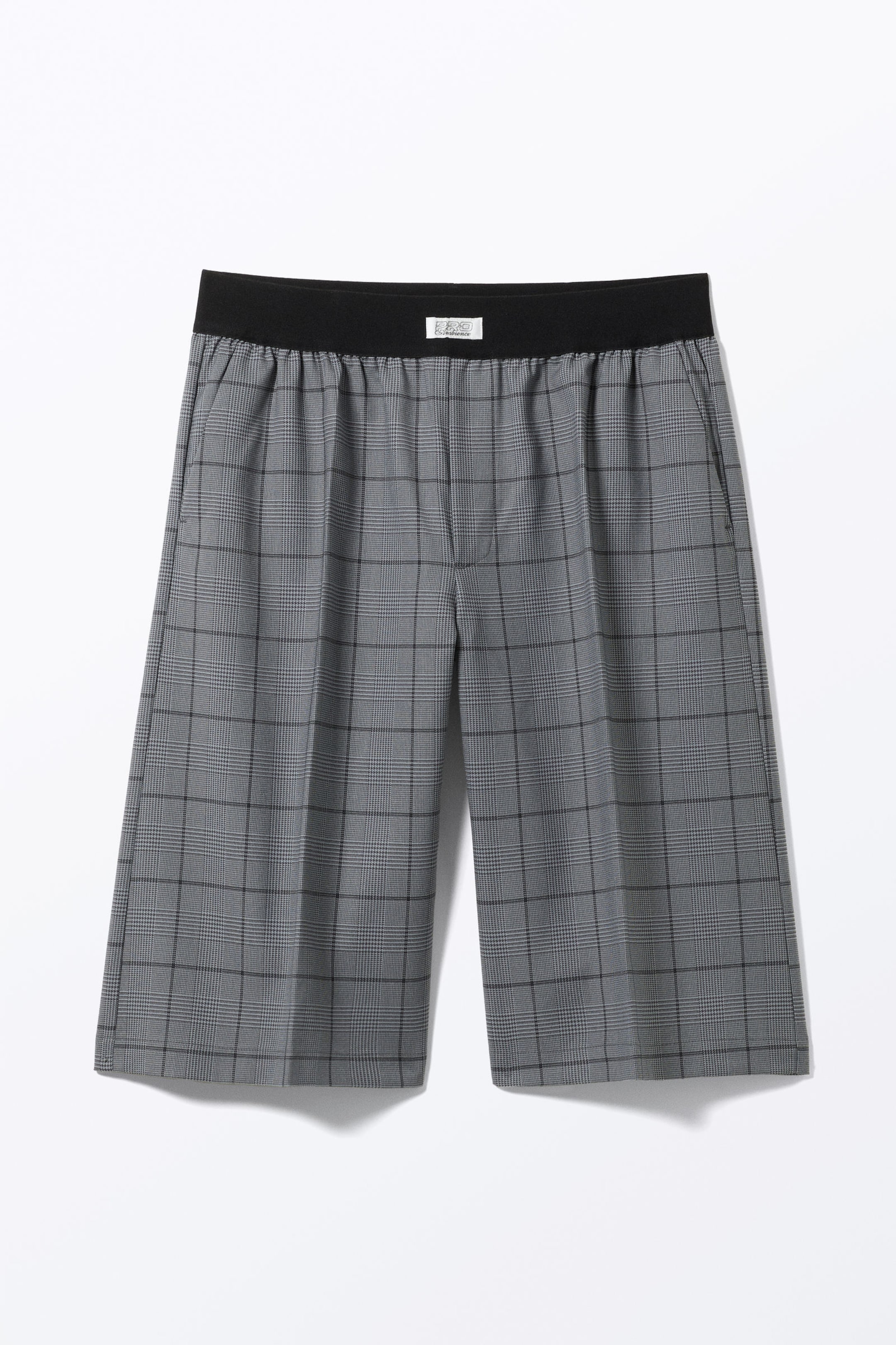Checked Grey - Relaxed Low Waisted Pull-on Shorts - 3