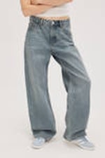 Mid Blue - Naoki Low Loose Jeans - 1