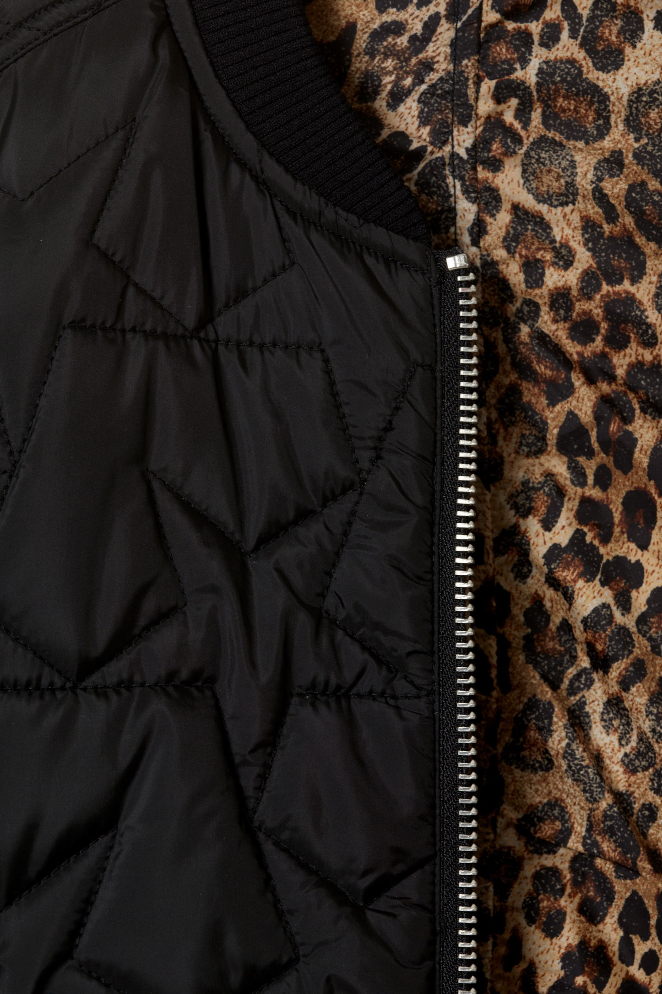 Leopard/Black - Loose Reversible Bomber Jacket - 7