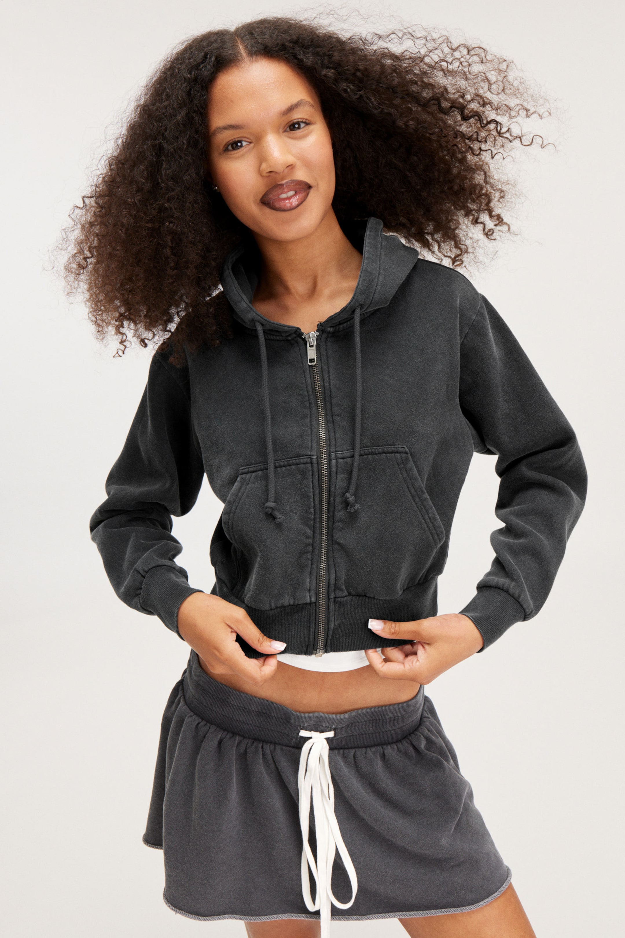 Black - Cropped Zip Hoodie - 0